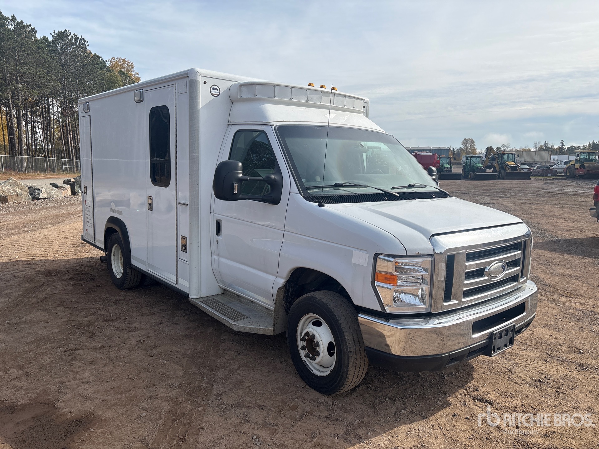 2019 Ford E-350