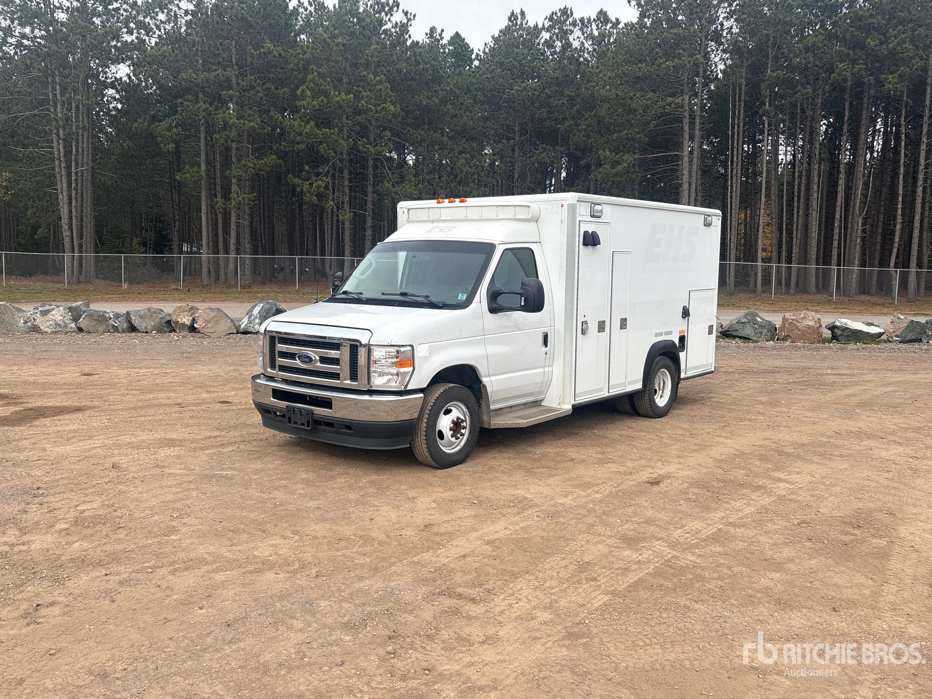 2019 Ford E-350
