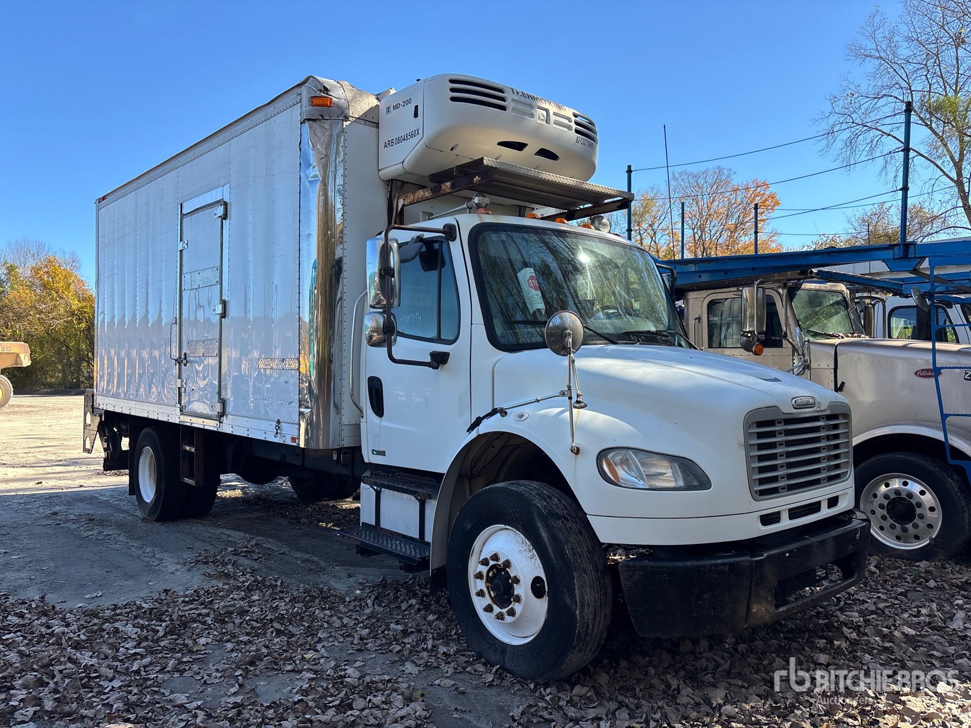2009 Freightliner M2 106
