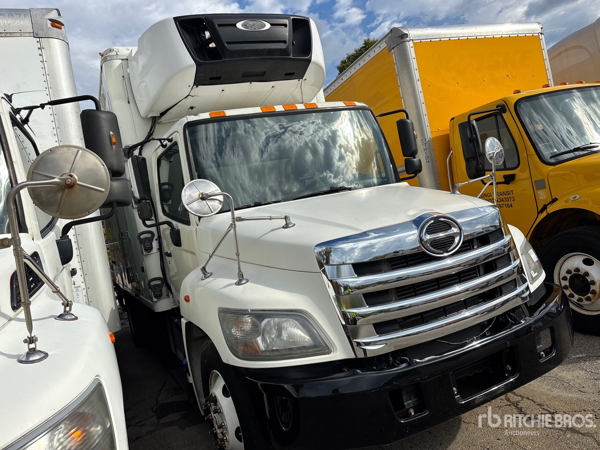 2014 Hino 338