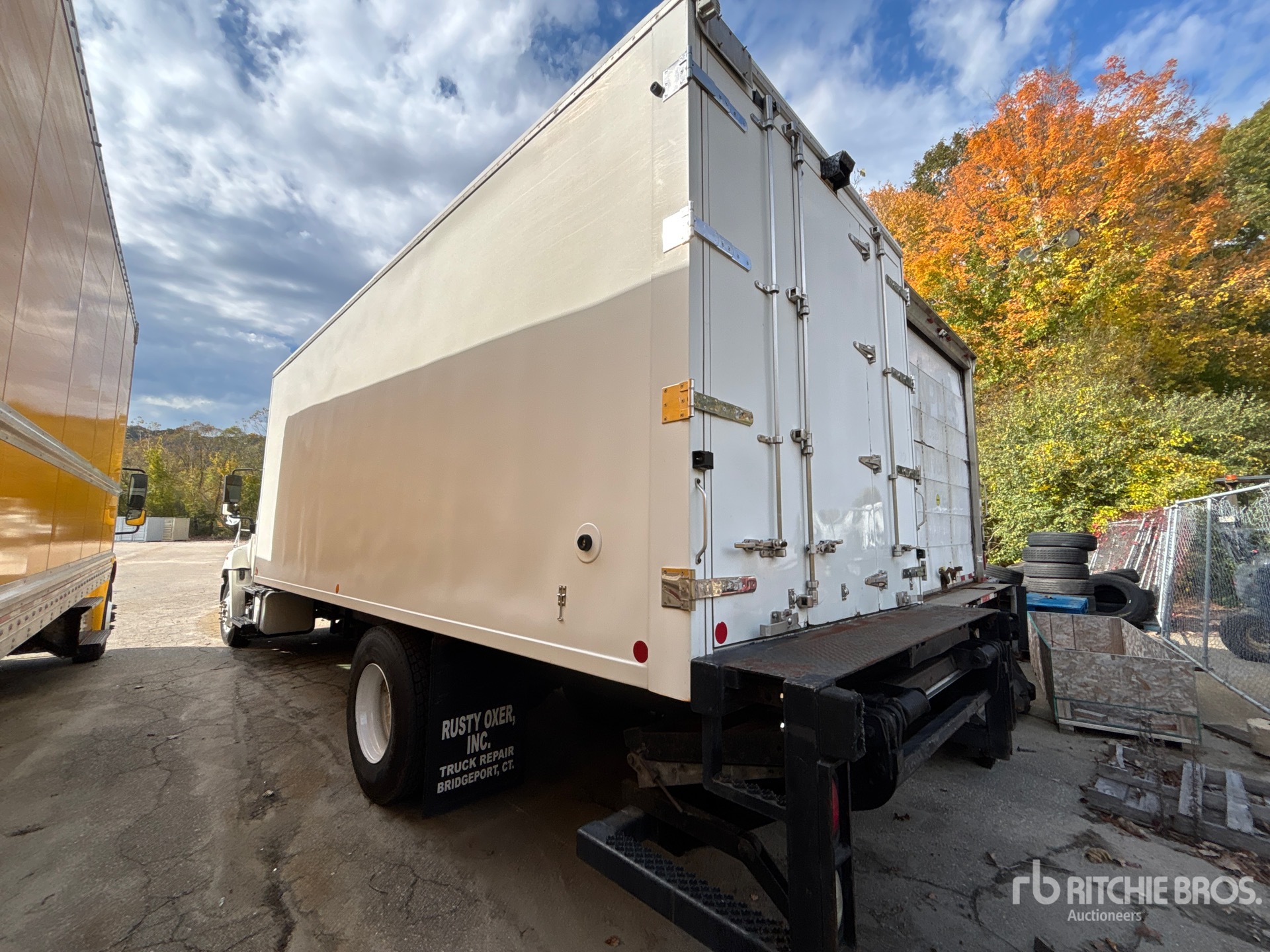 2014 Hino 338