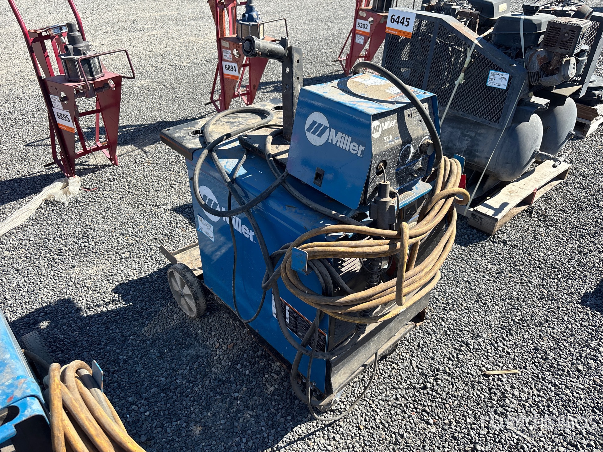2015 Miller 300 A MIG