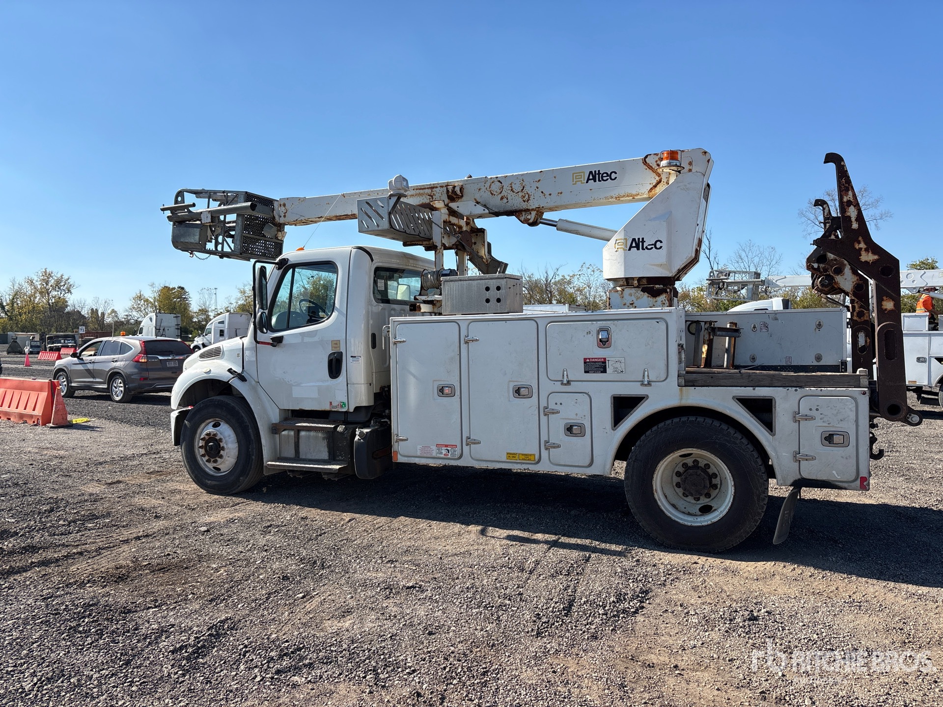 2016 Freightliner M2 106