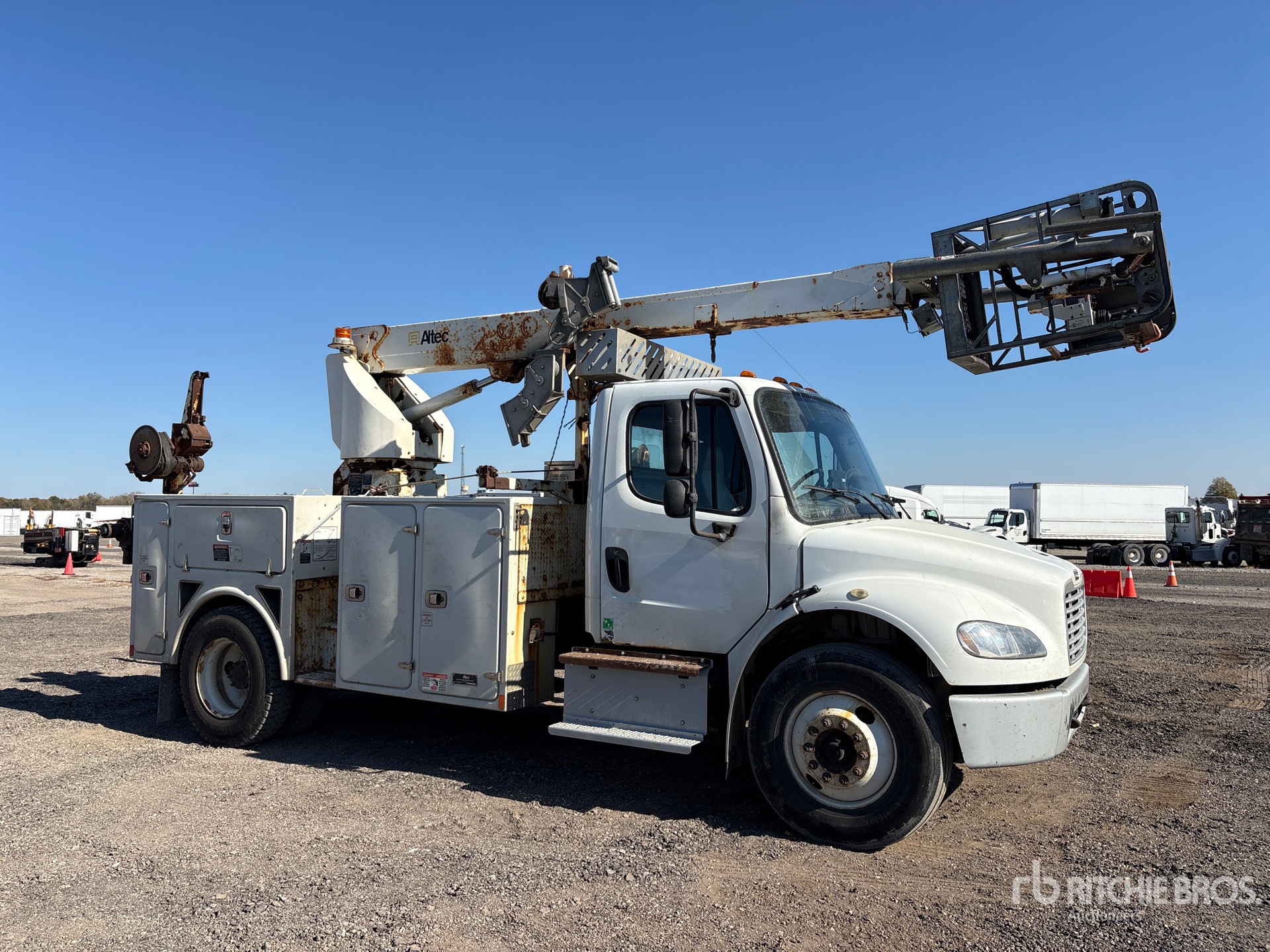 2016 Freightliner M2 106