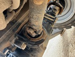 Drivetrain with Front Axle Oscillating Pin