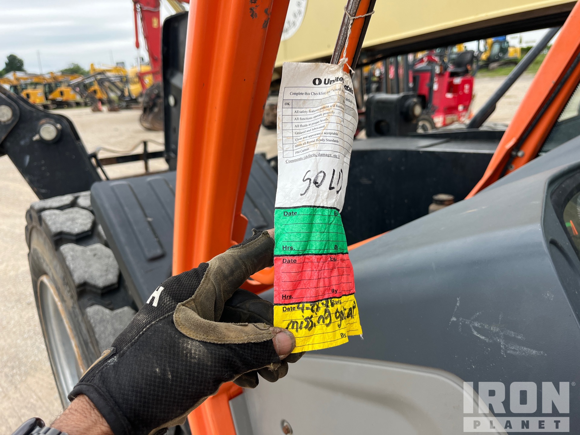 2018 JLG 1043
