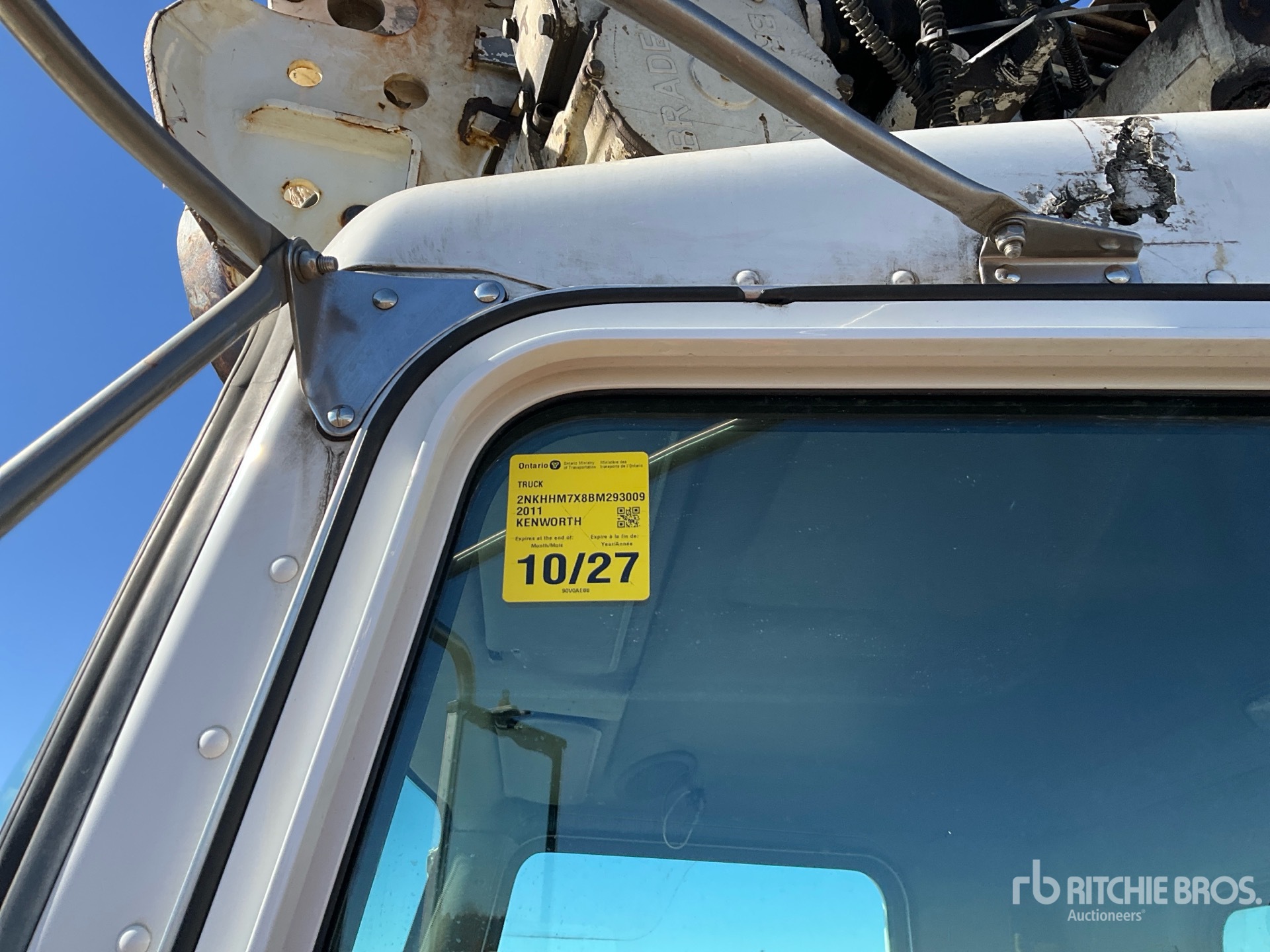 2011 Kenworth T300