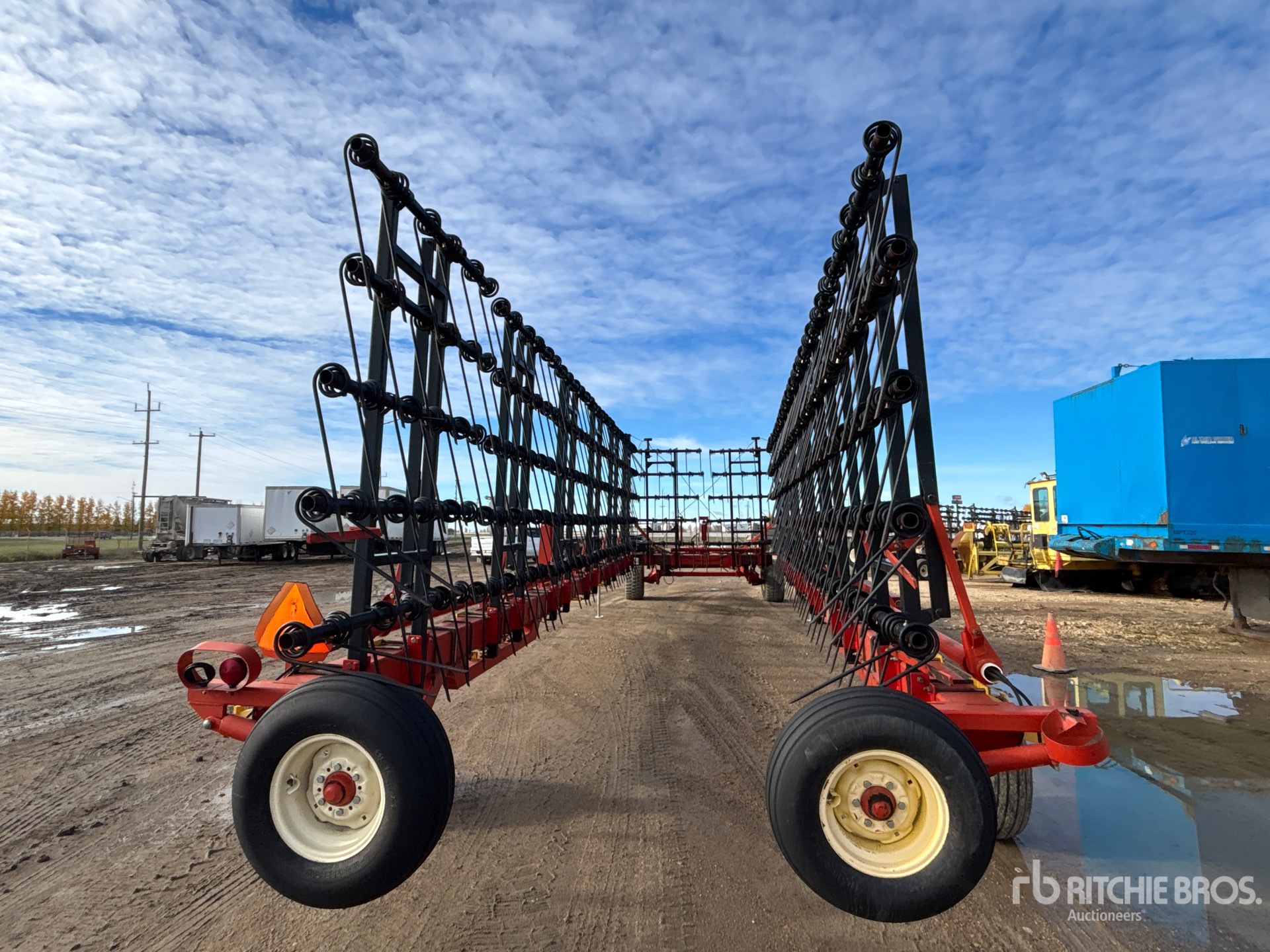 2004 Bourgault 7200