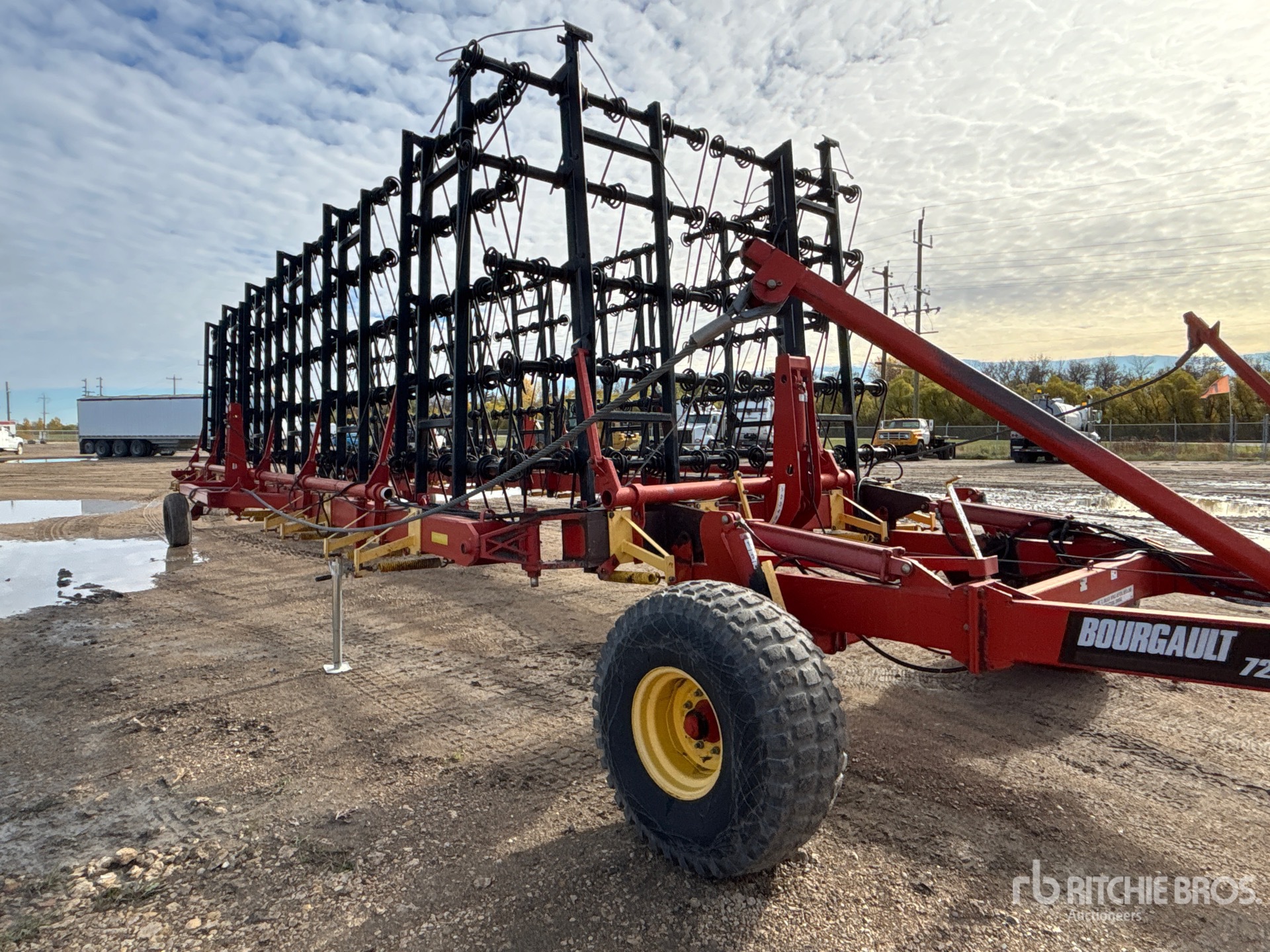 2004 Bourgault 7200