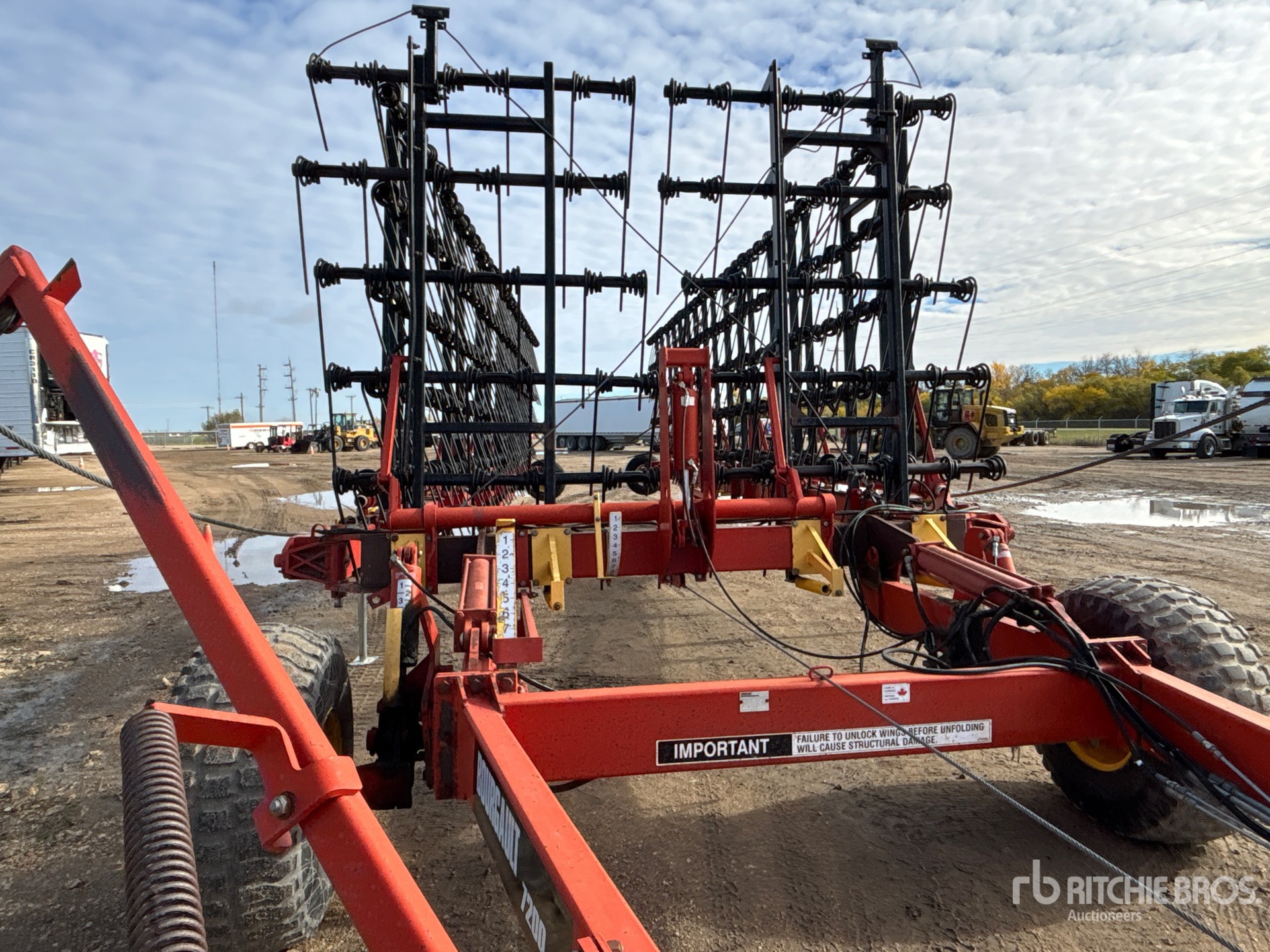 2004 Bourgault 7200