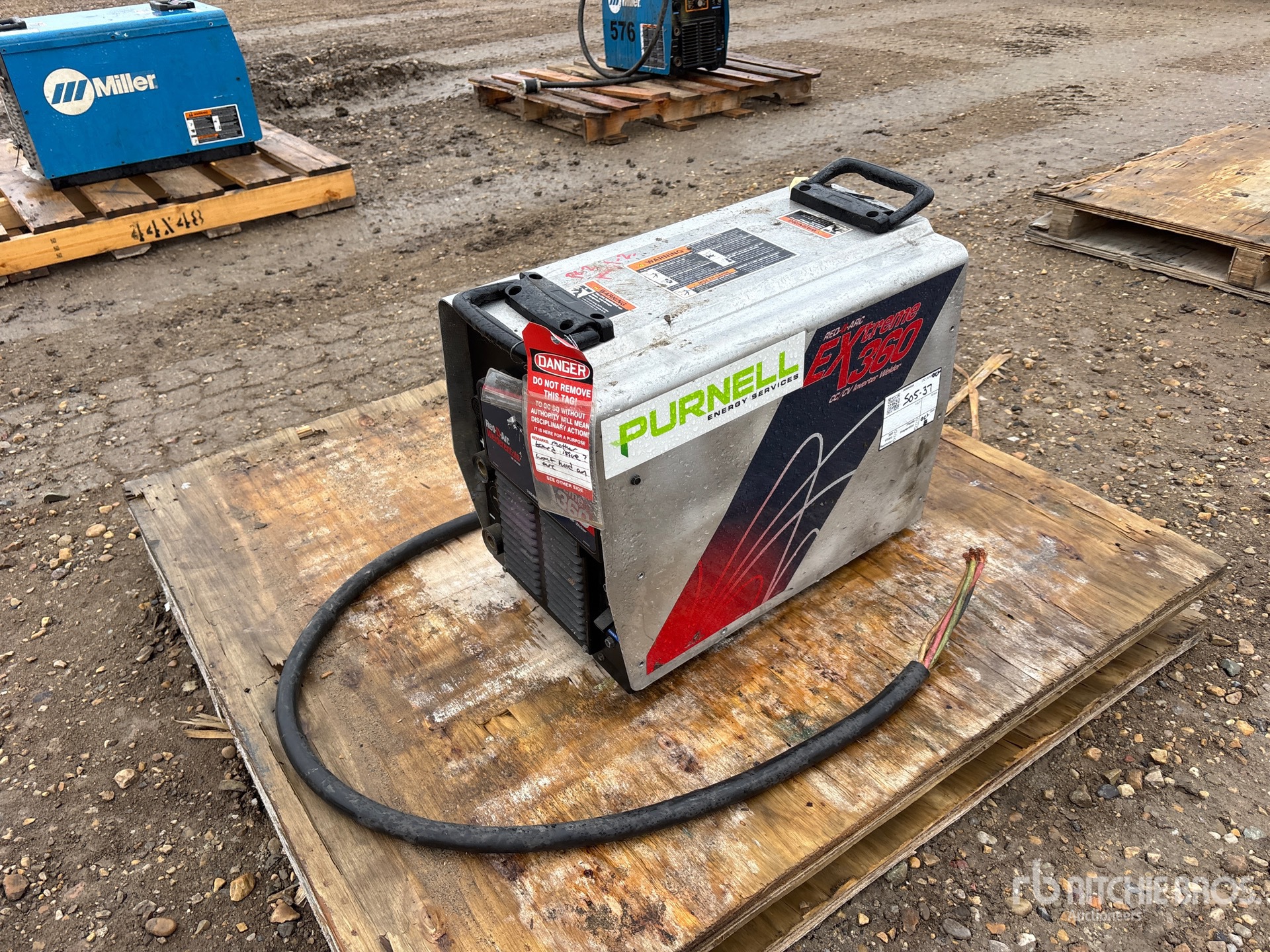 Photo of Miller EXTREME 360