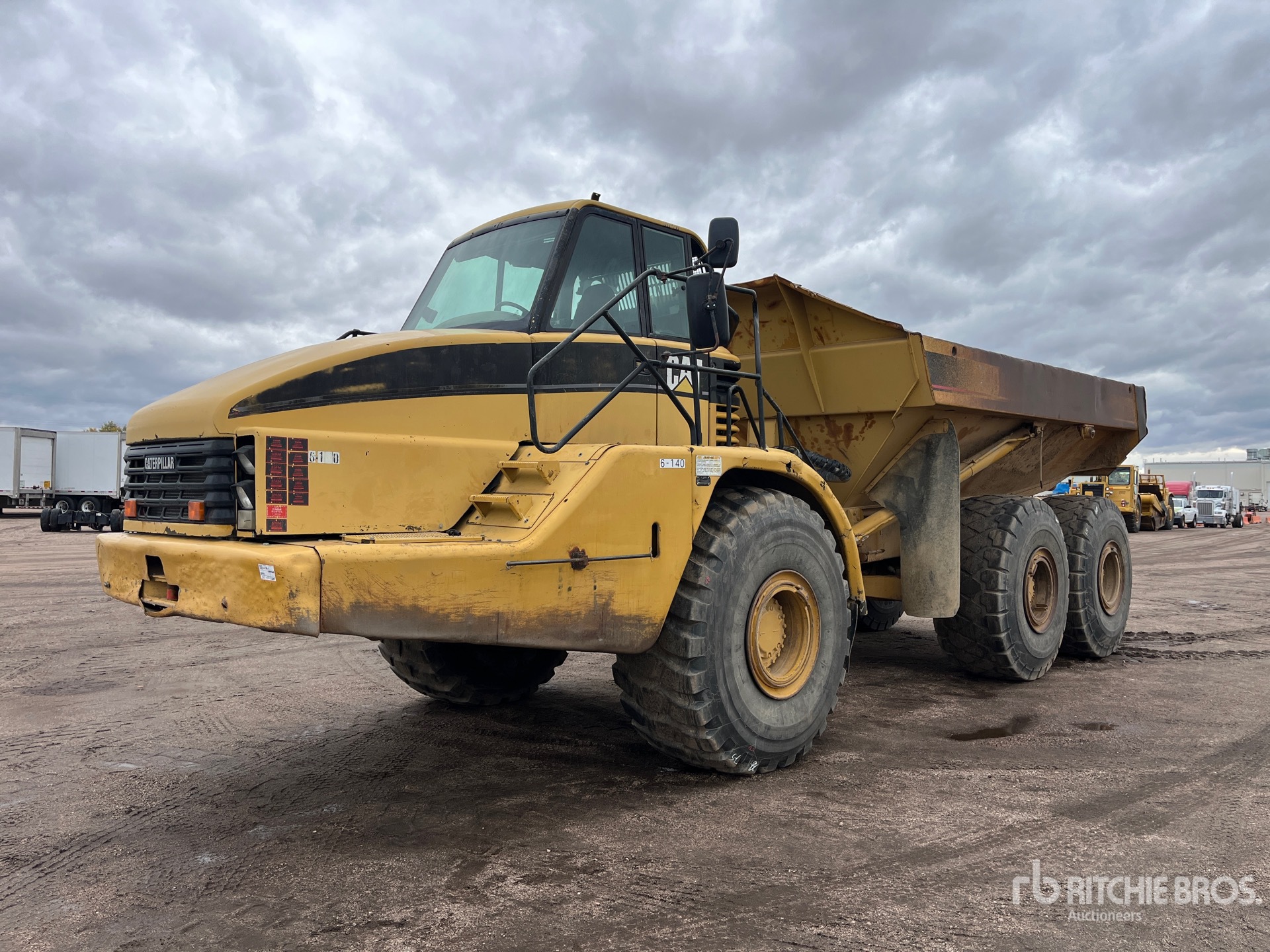 Photo of 2002 Caterpillar 740