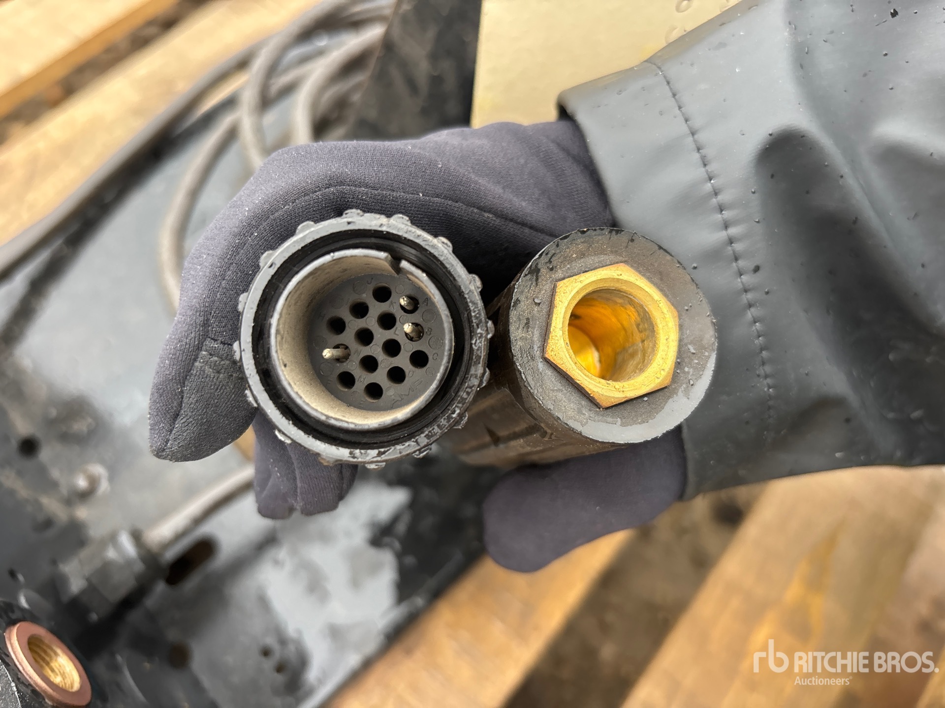 Miller ELECTRIC 24V (INOPERABLE)