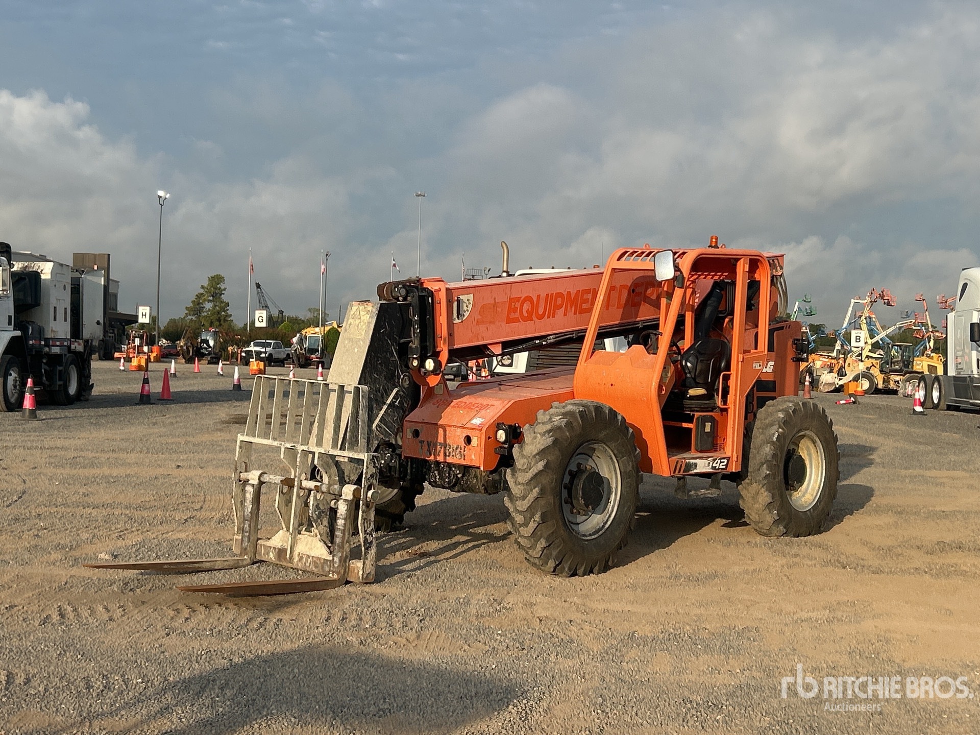 Photo of 2019 Skytrak 6042