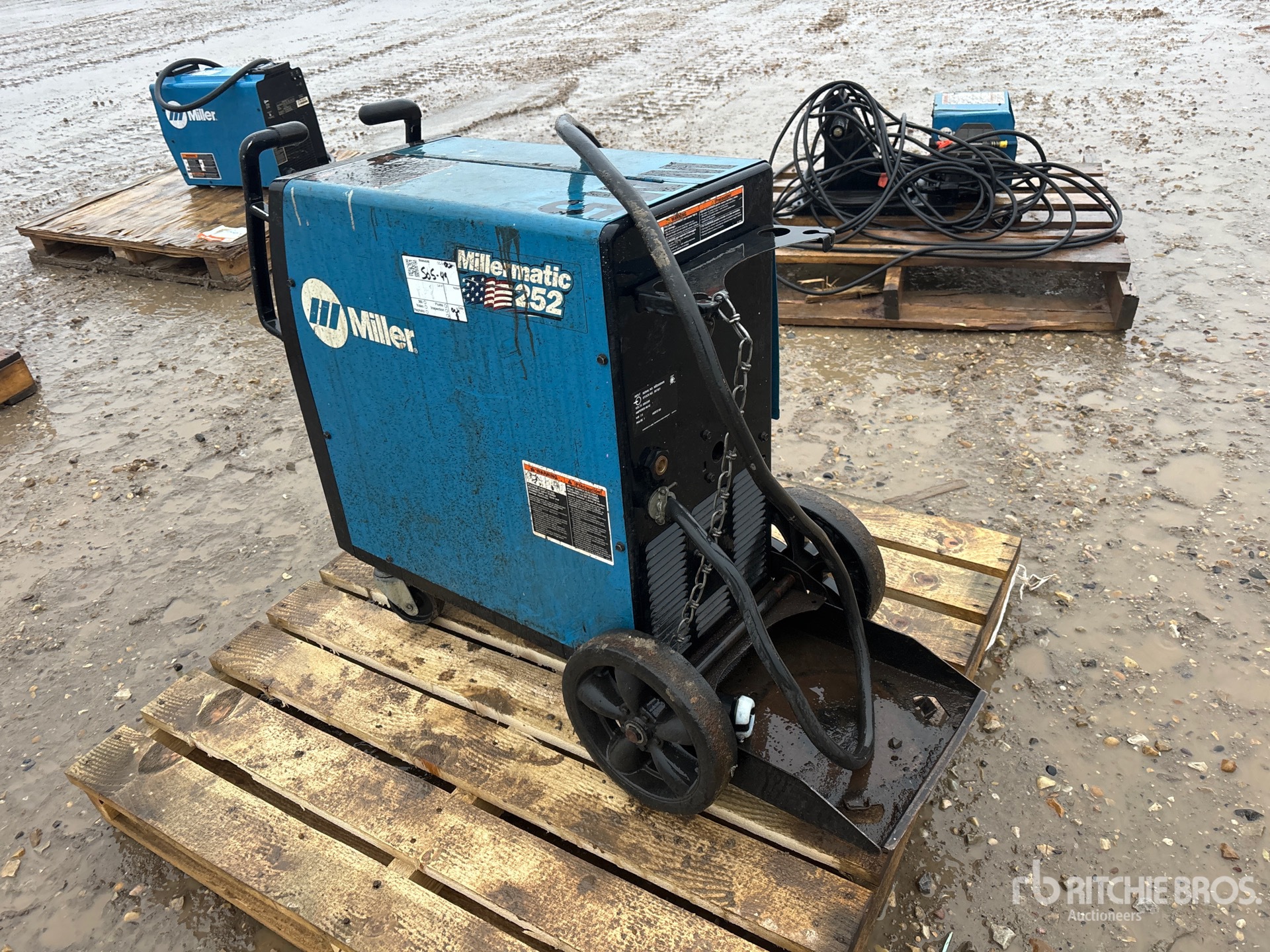 Miller MILLERMATIC 252