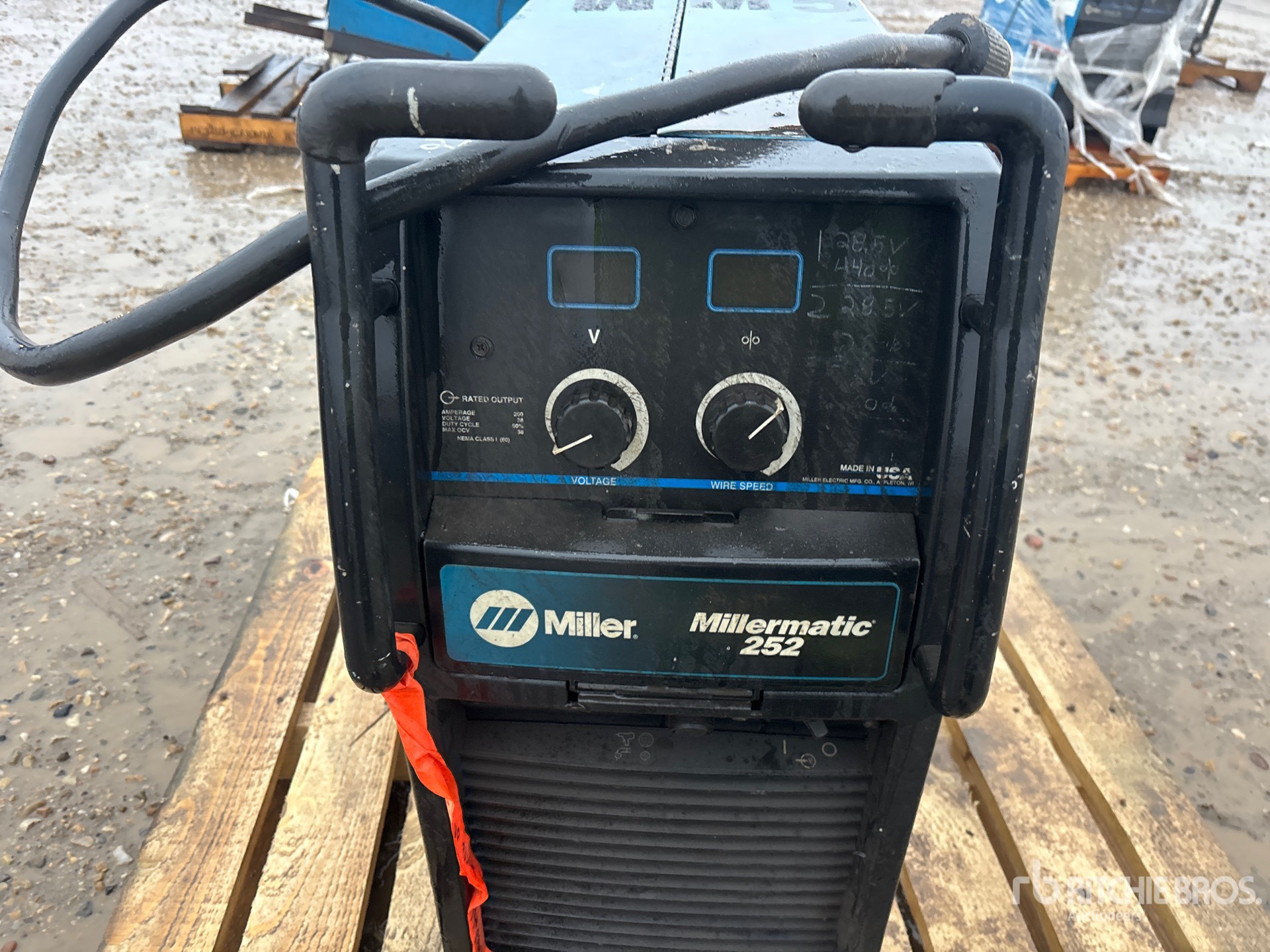 Miller MILLERMATIC 252
