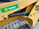 Hydraulics with Loader Lift Cylinders