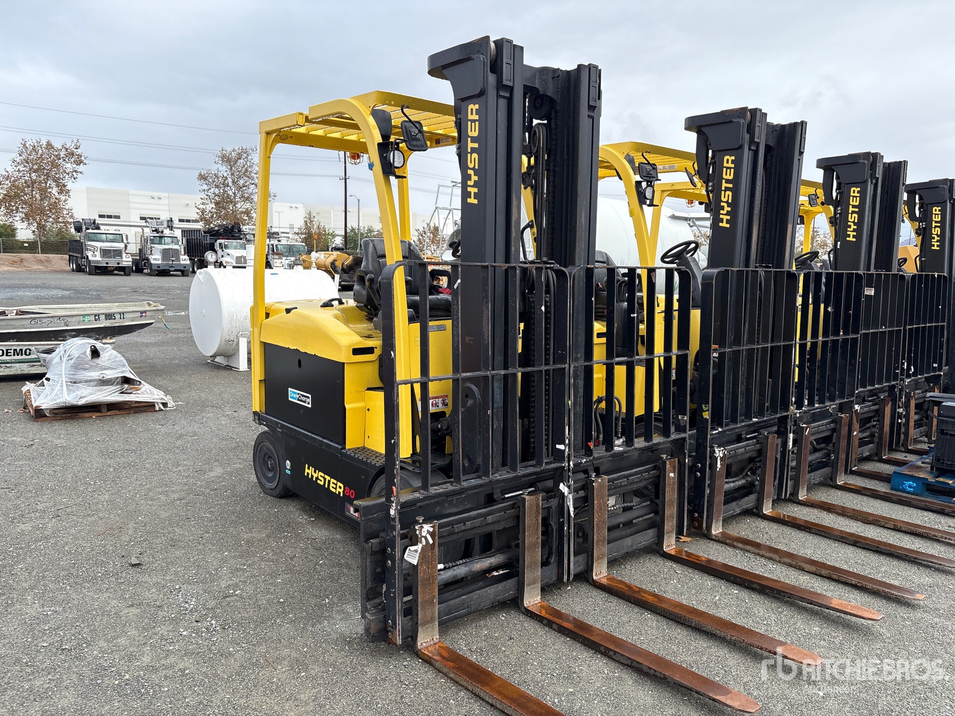 2020 Hyster E80XN