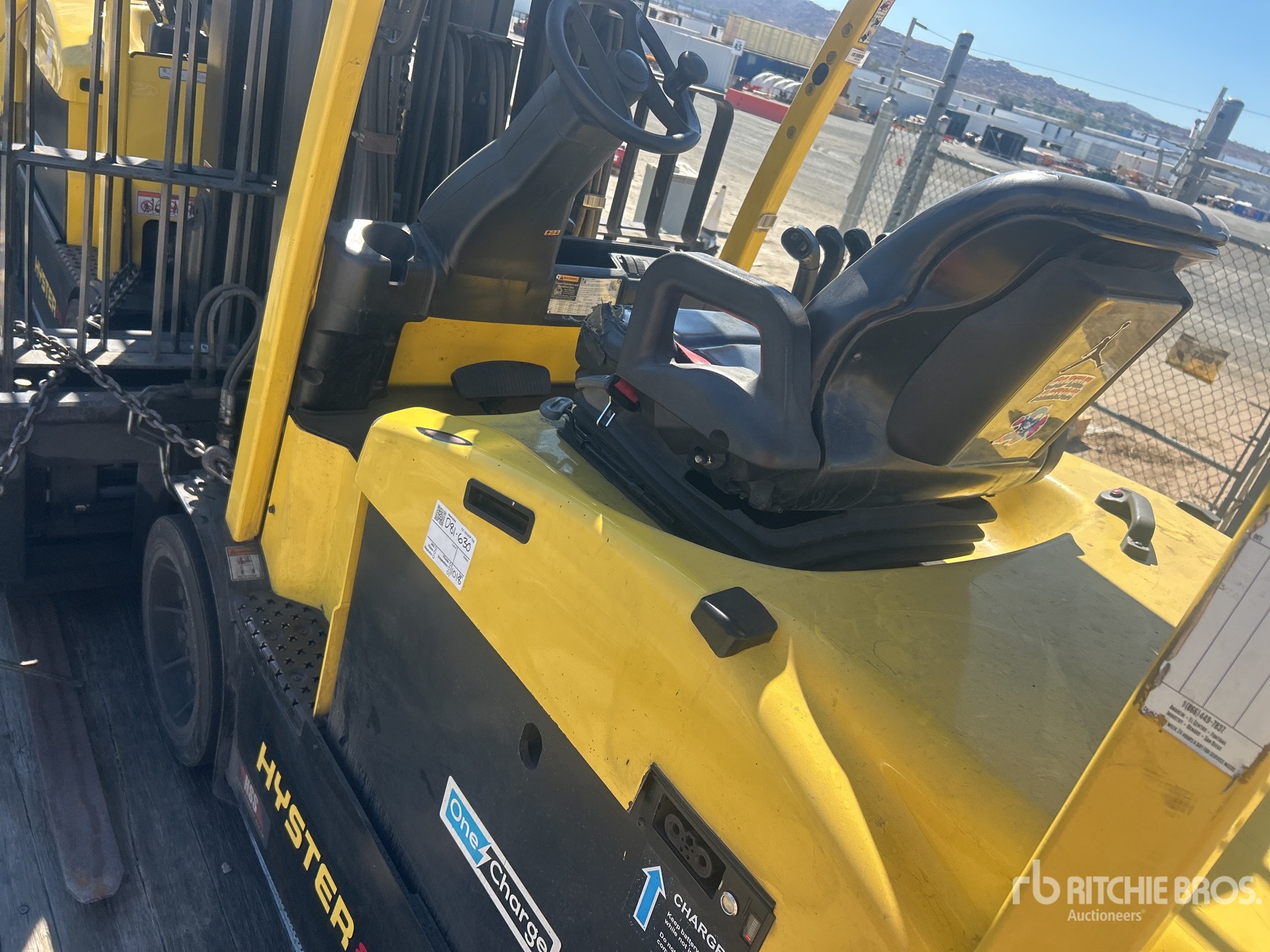 2020 Hyster E80XN