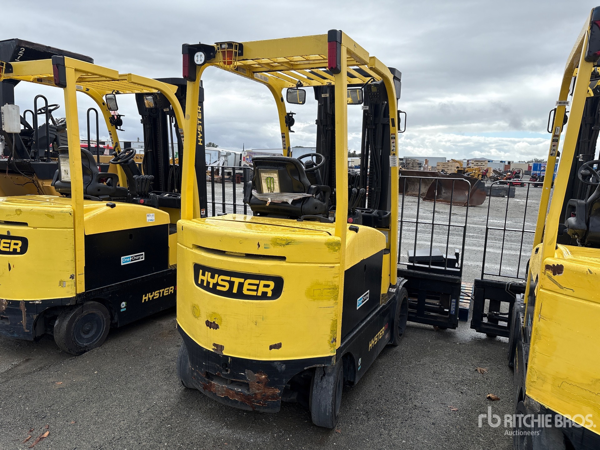 2020 Hyster E80XN