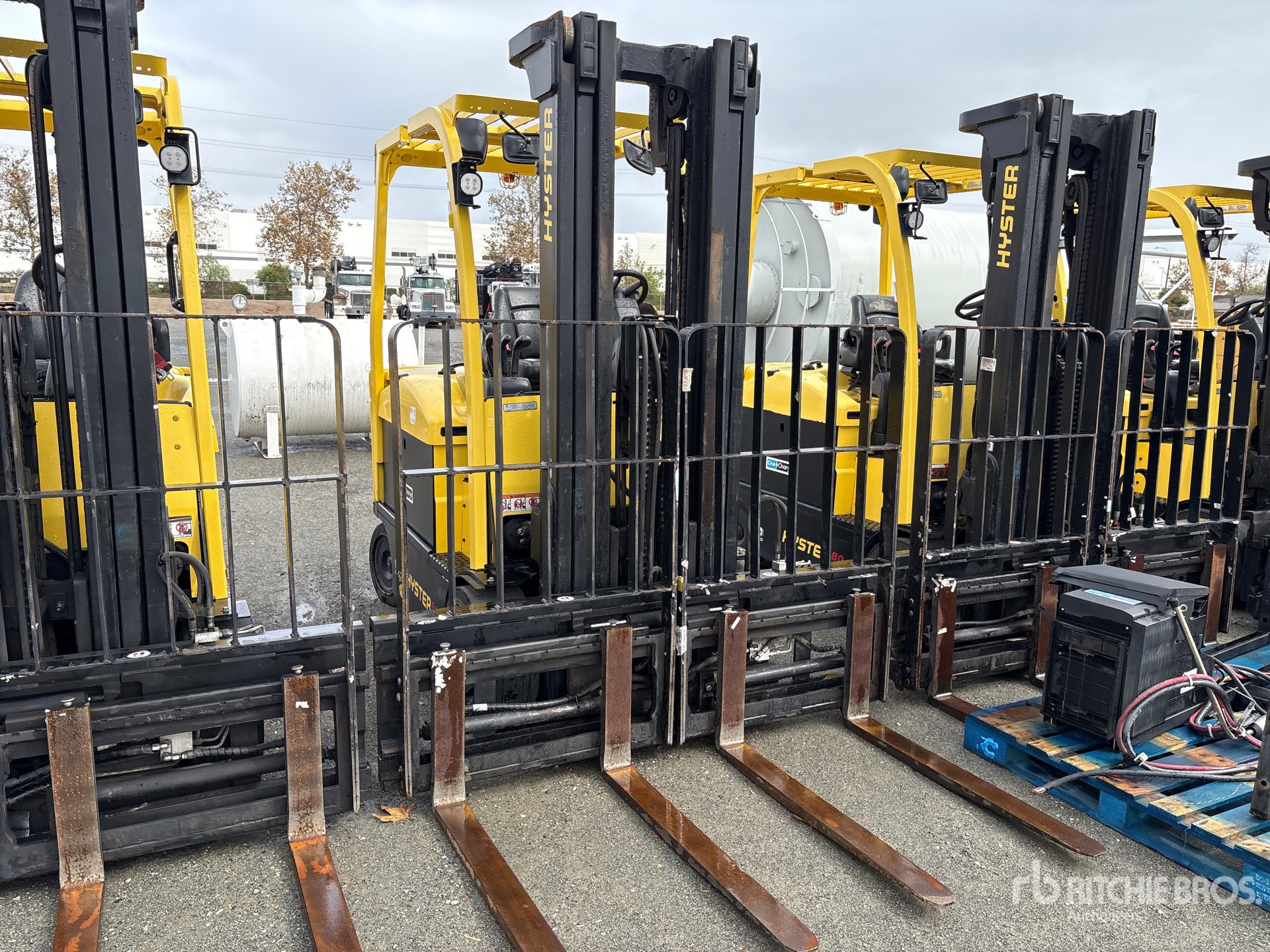 2020 Hyster E80XN