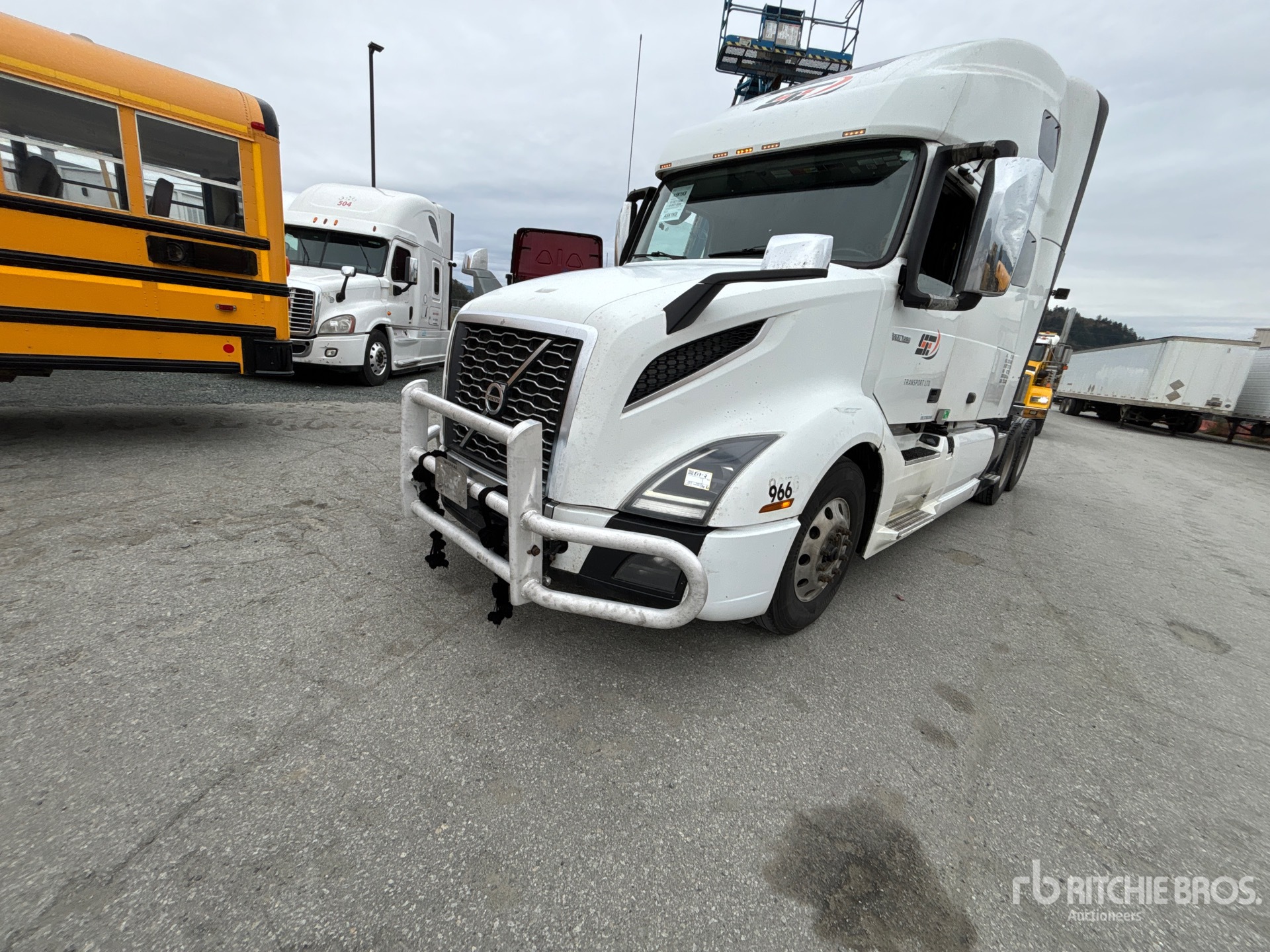 2020 Volvo VNL