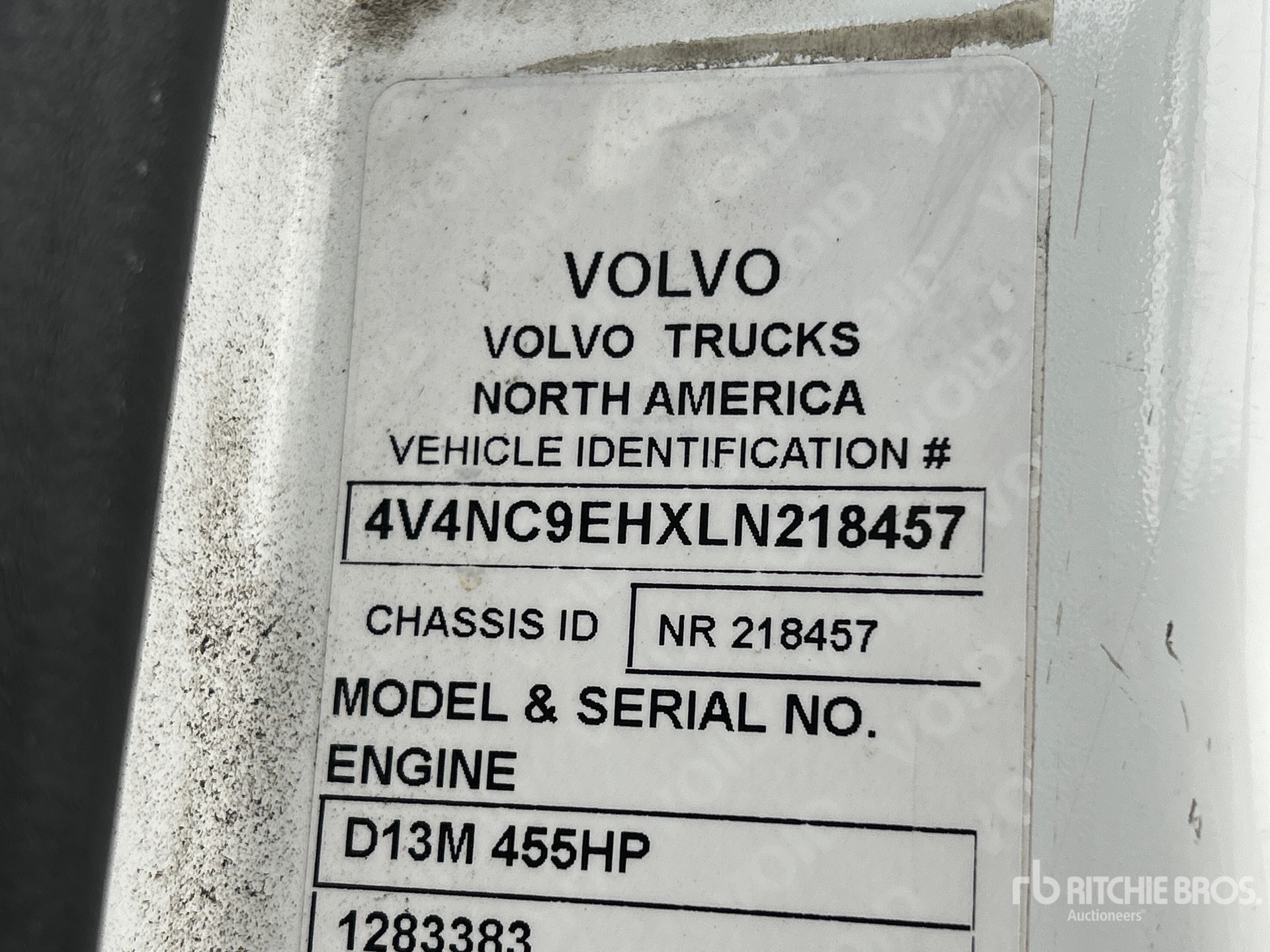 2020 Volvo VNL