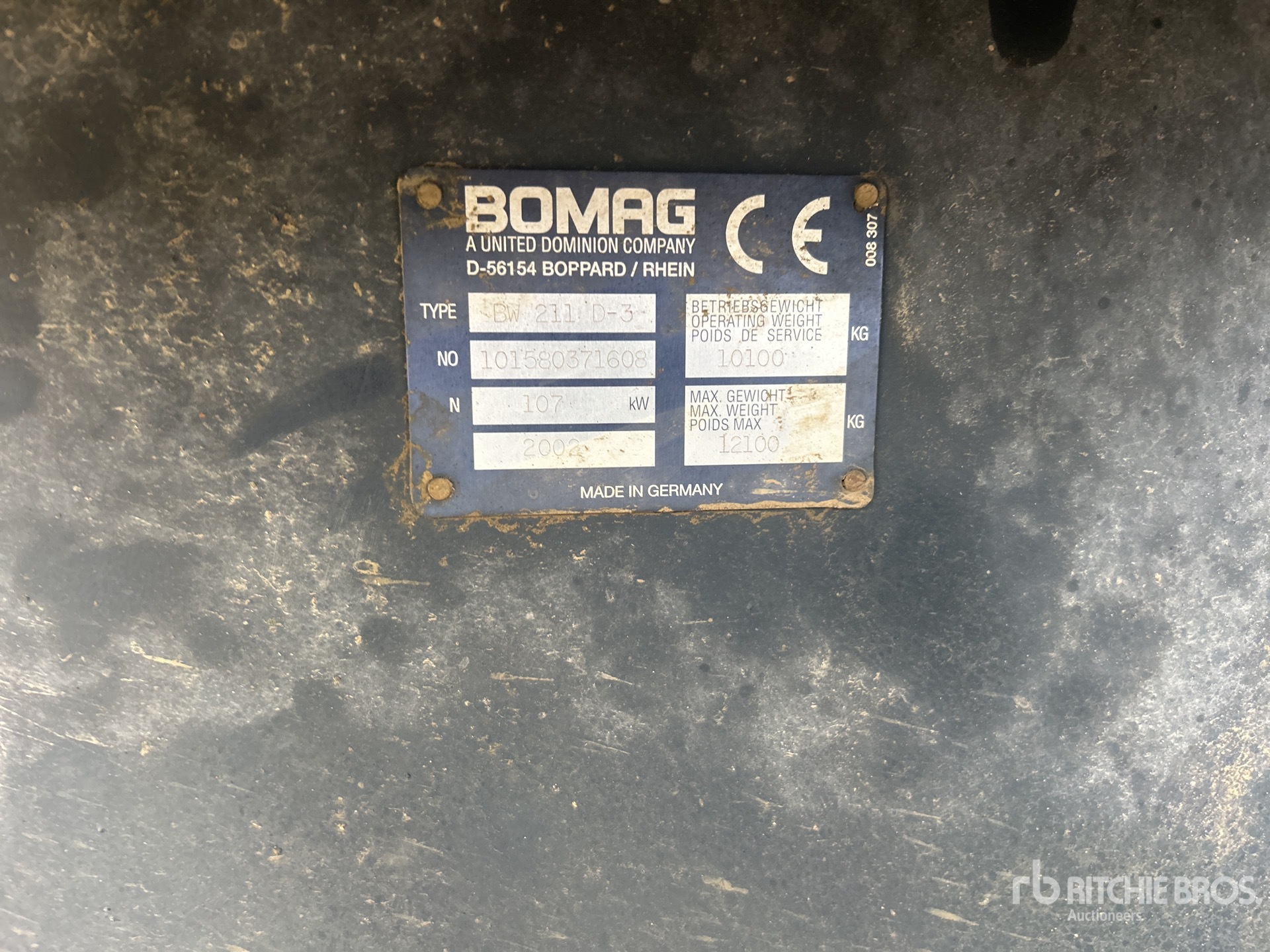 2002 Bomag BW-211D-3