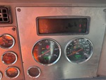 Cab with Luces de advertencia del motor