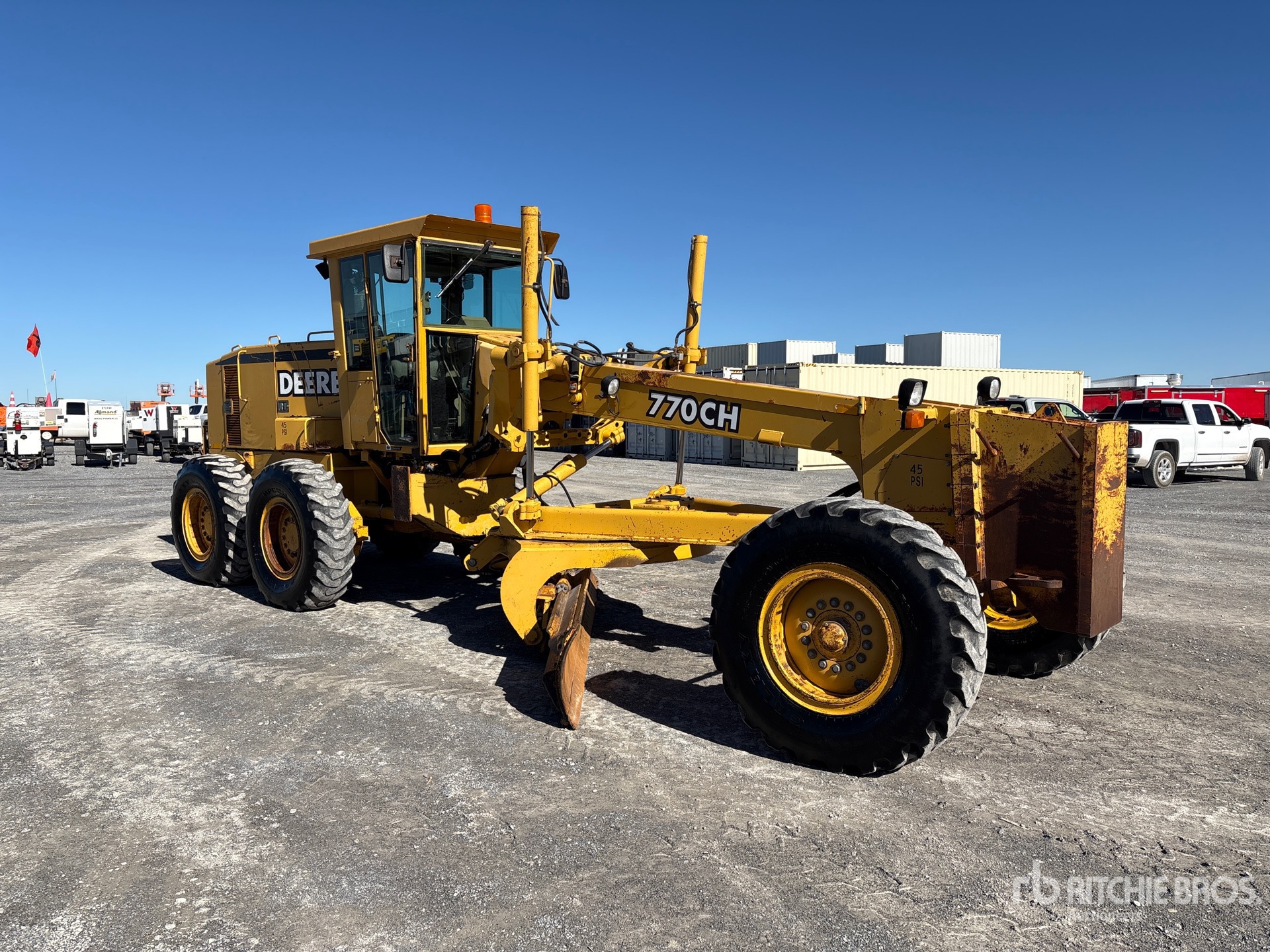 1997 John Deere 770CH