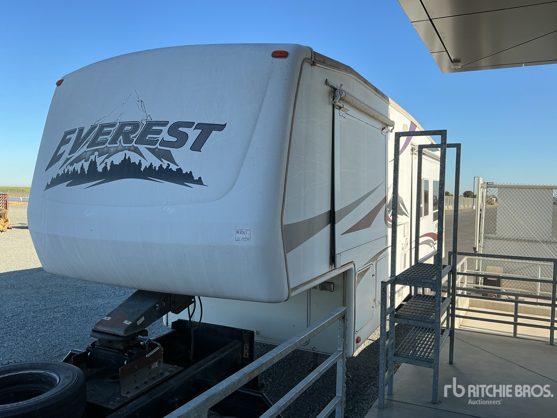 2005 Keystone EVEREST