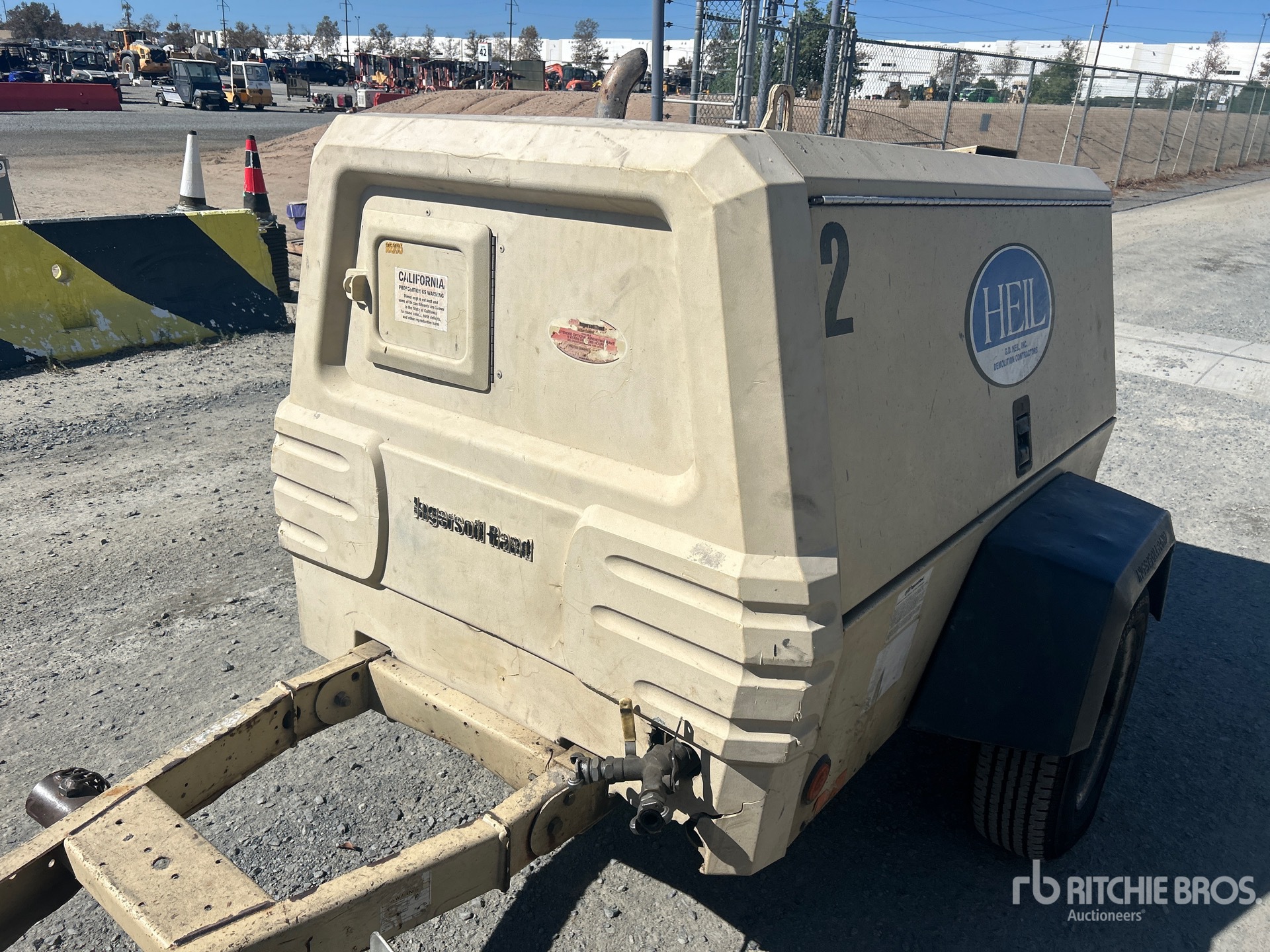 2005 Ingersoll Rand P-185