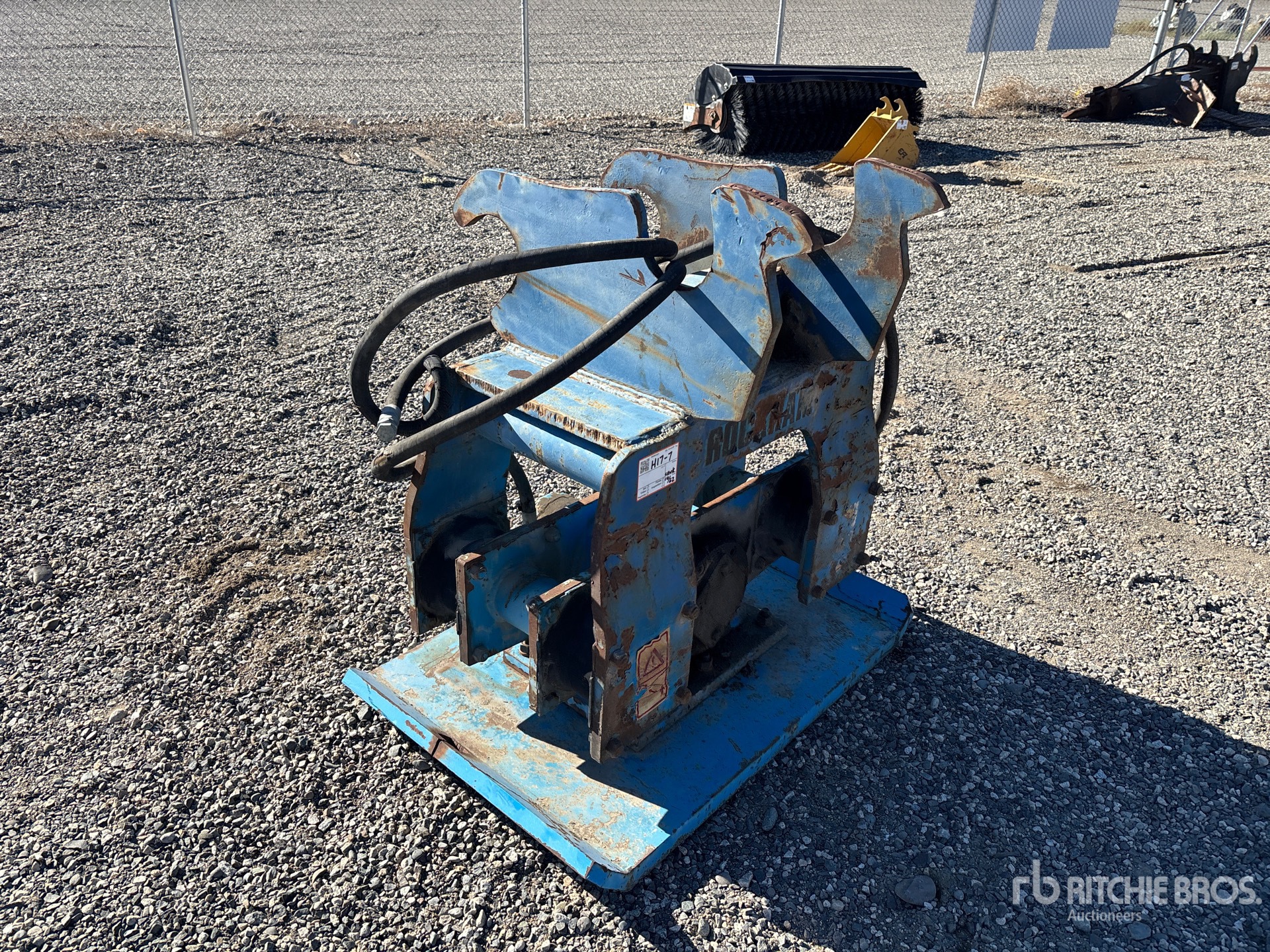 Rockram 44 IN - FITS EXCAVATOR