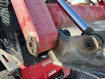 Chassis with Quick Coupler to Arms Pins