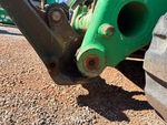 Chassis with Quick Coupler to Arms Pins