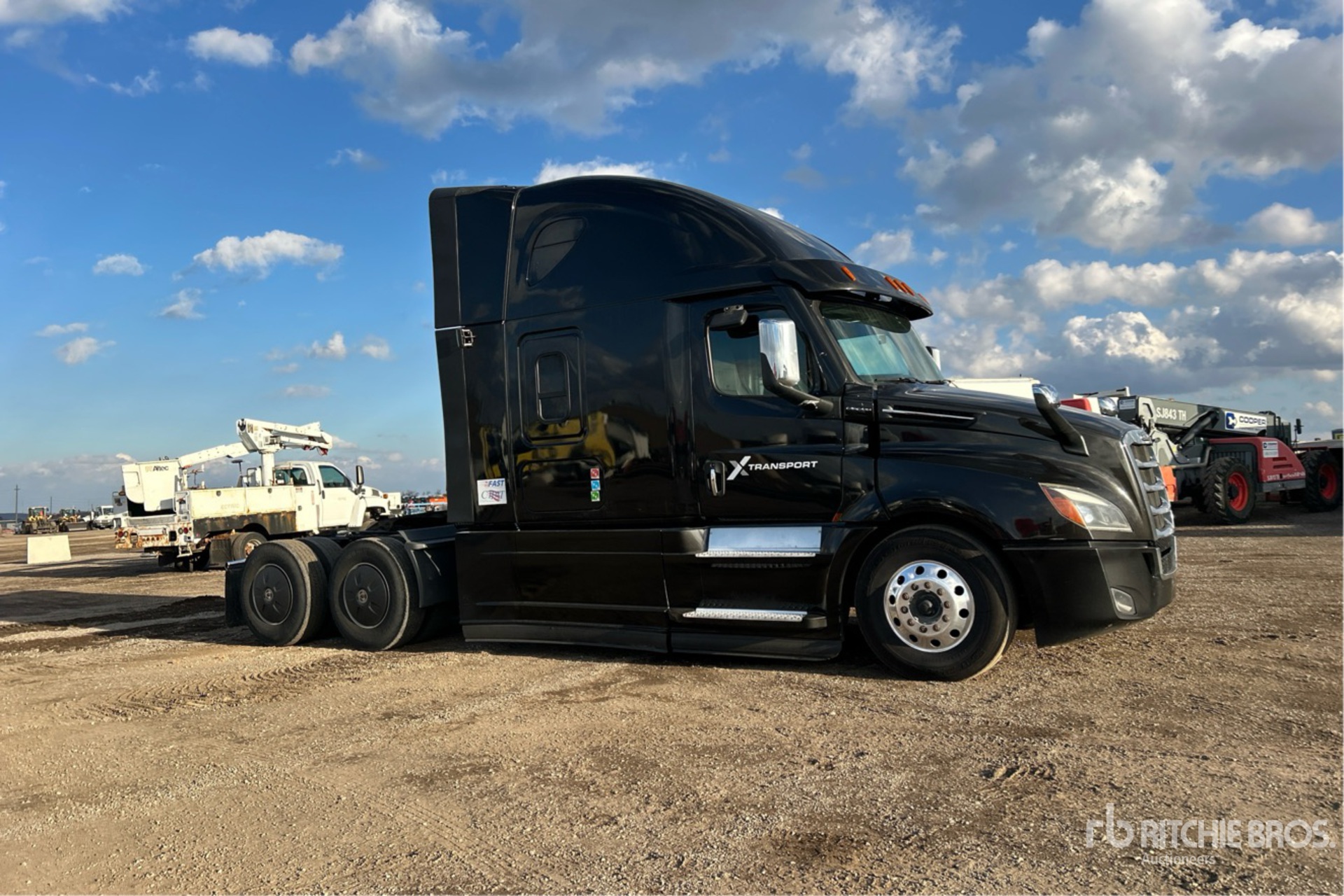 2022 Freightliner CASCADIA 126