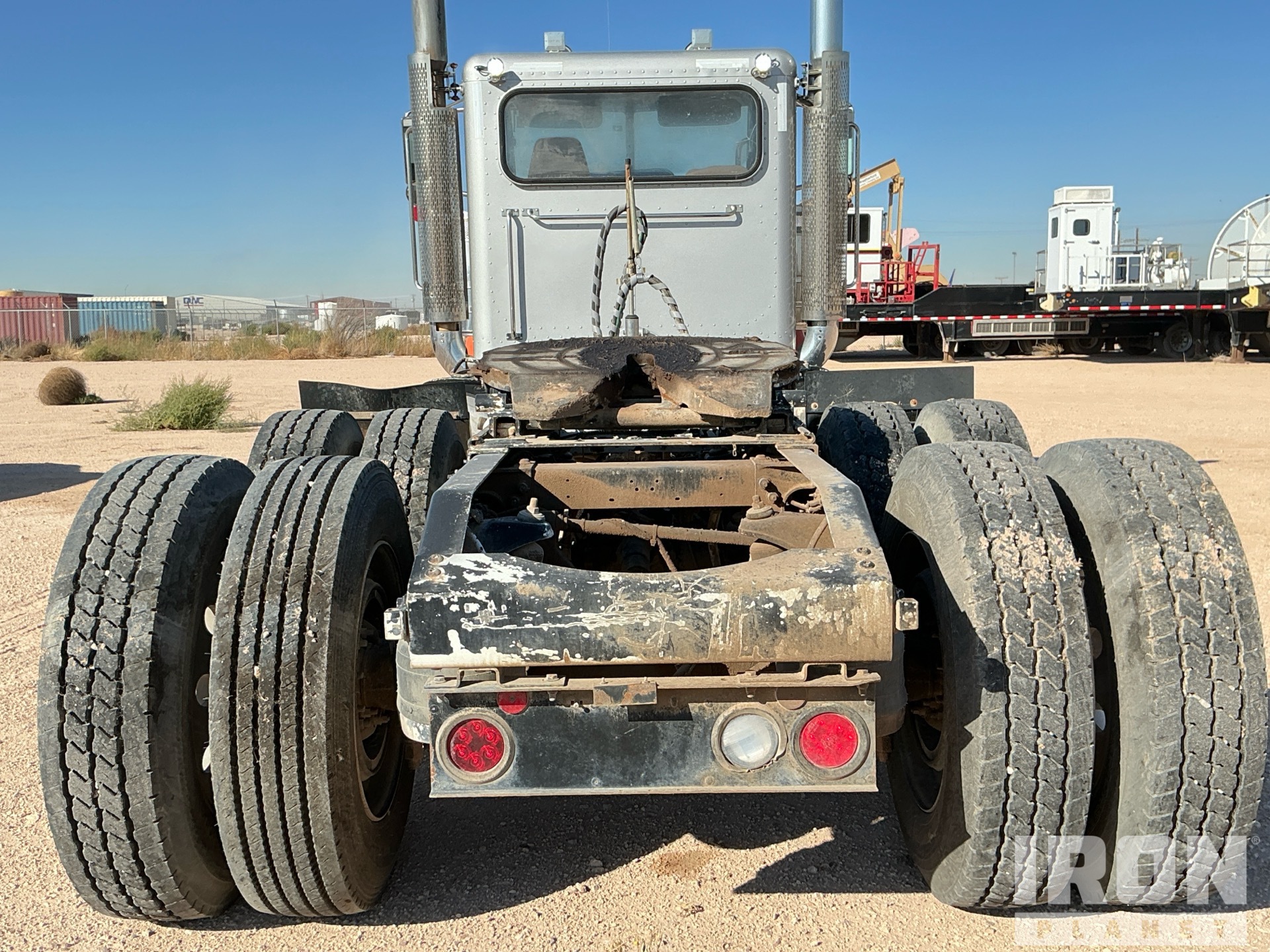 2015 Peterbilt 389