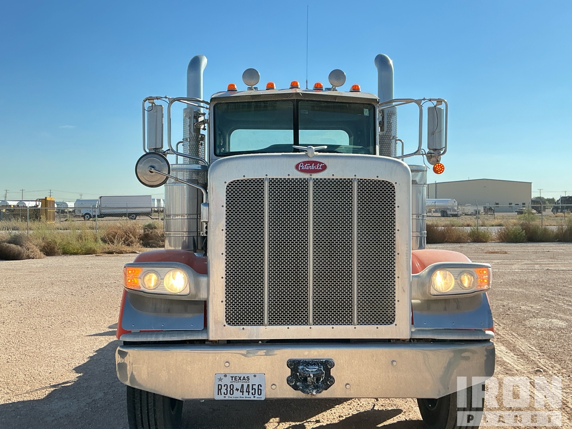 2015 Peterbilt 389