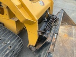 Chassis with Quick Coupler to Arms Pins