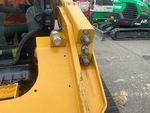 Hydraulics with Auxiliary Hydraulic Plumbing