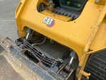 Hydraulics with Bucket Tilt Cylinders