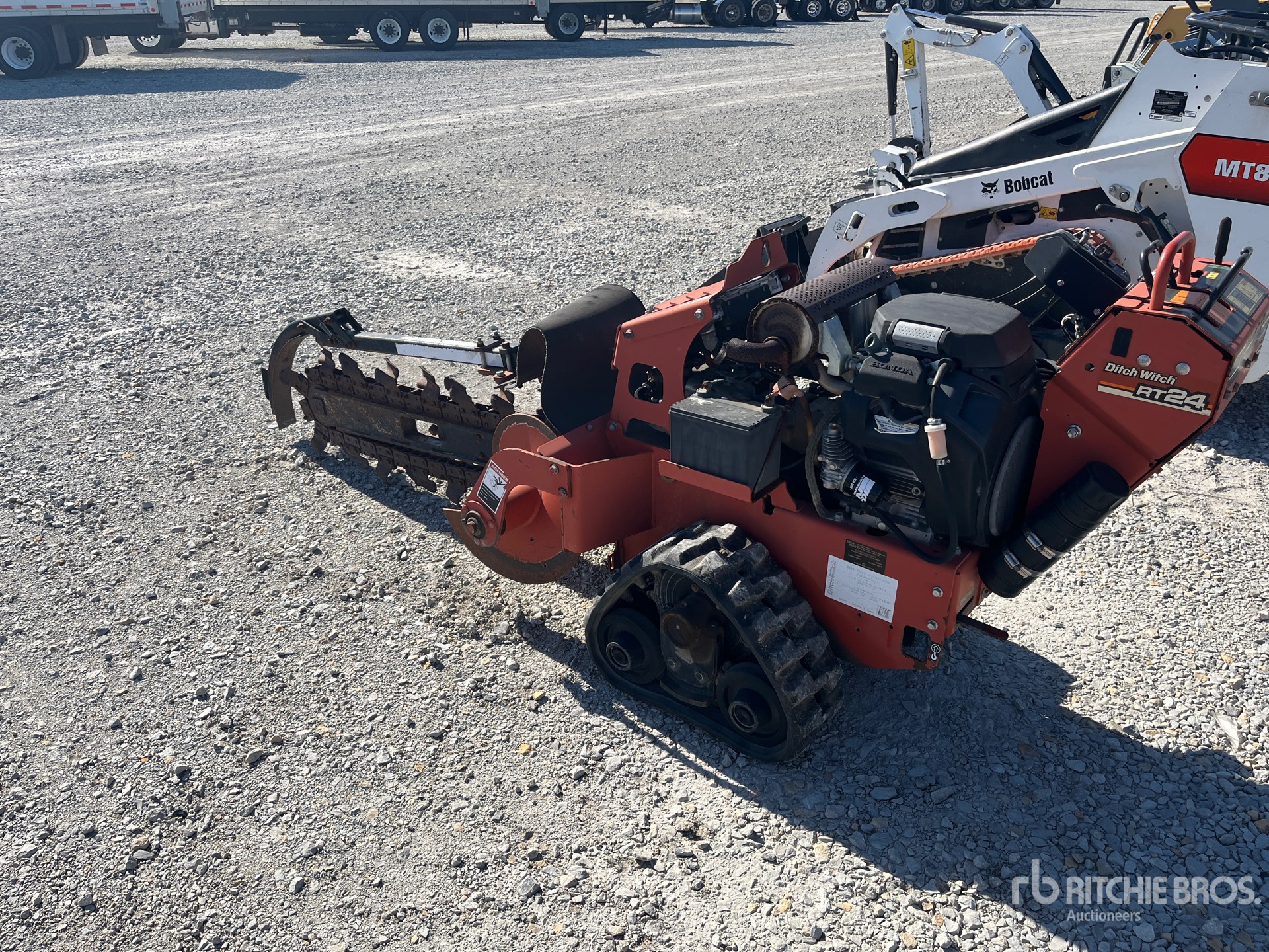 2011 Ditch Witch RT24