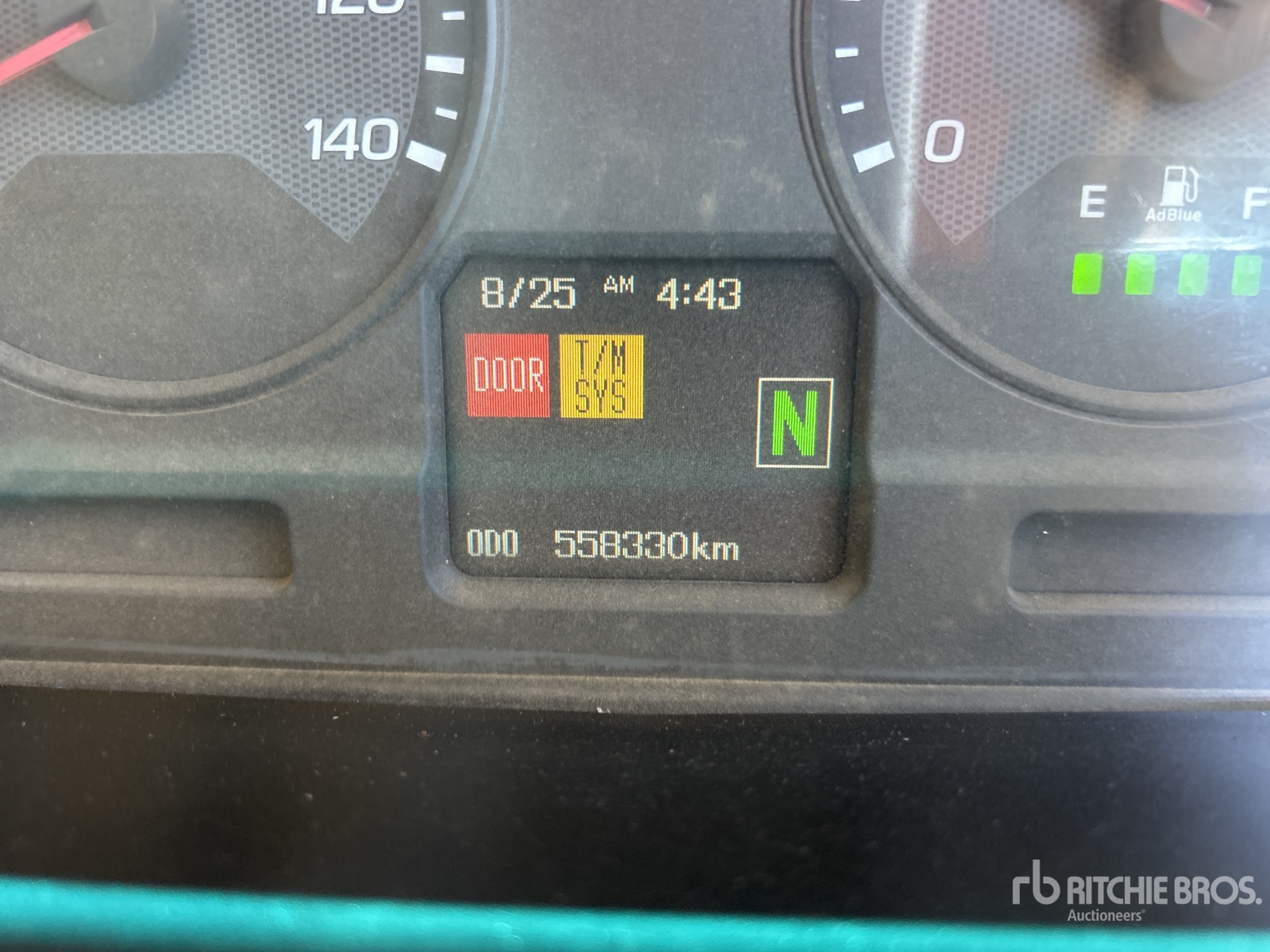 2012 Mitsubishi FV500