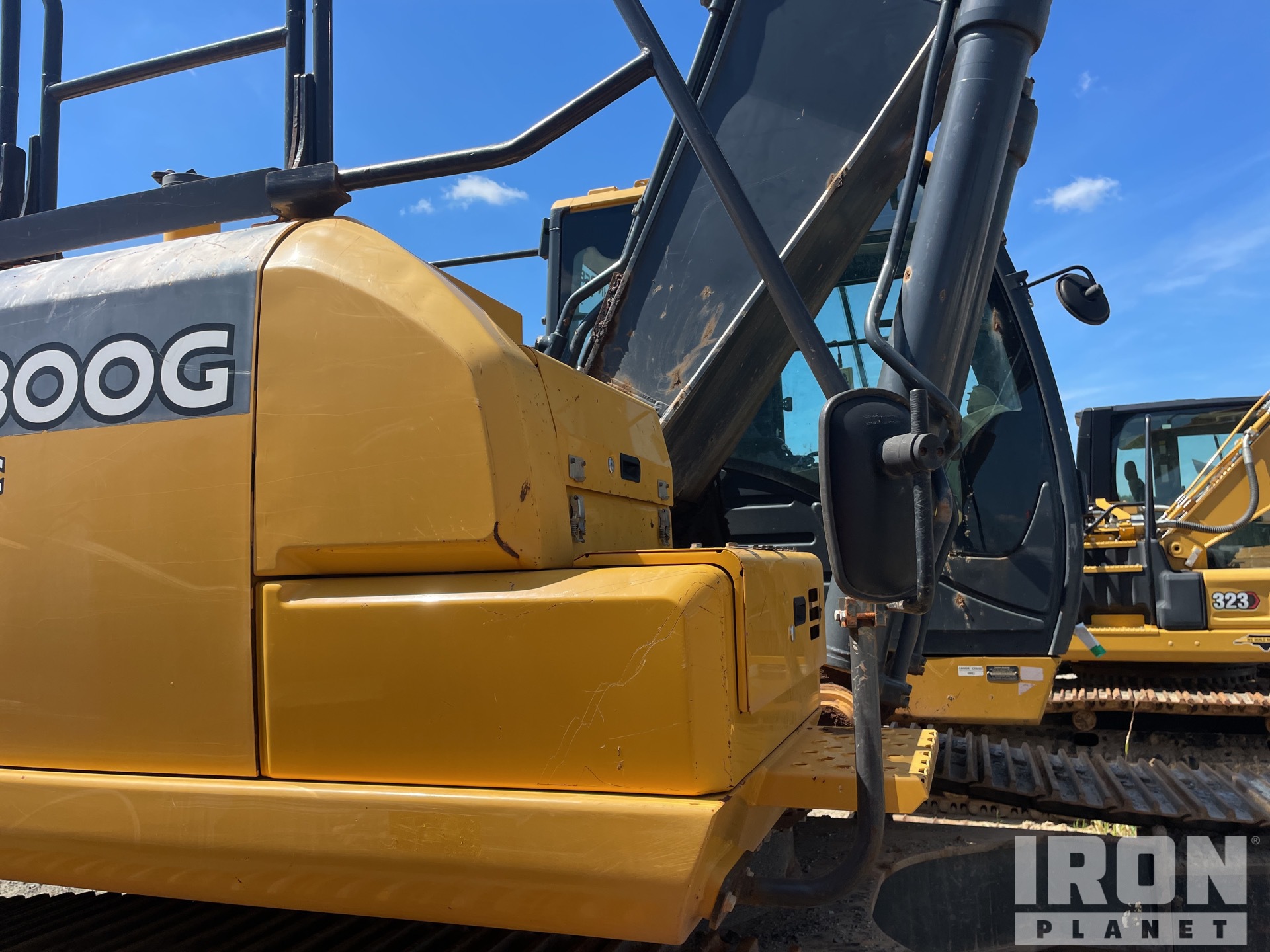 2019 John Deere 300G LC
