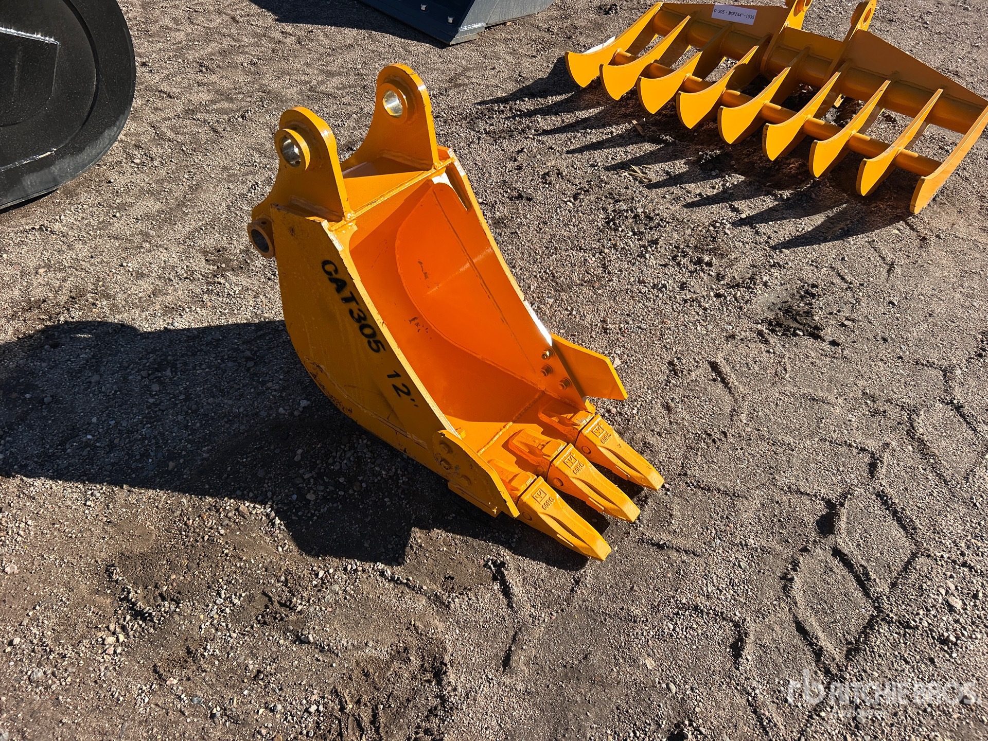 2026 GIYI 12 IN DIGGING - FITS CAT 305 (U ...