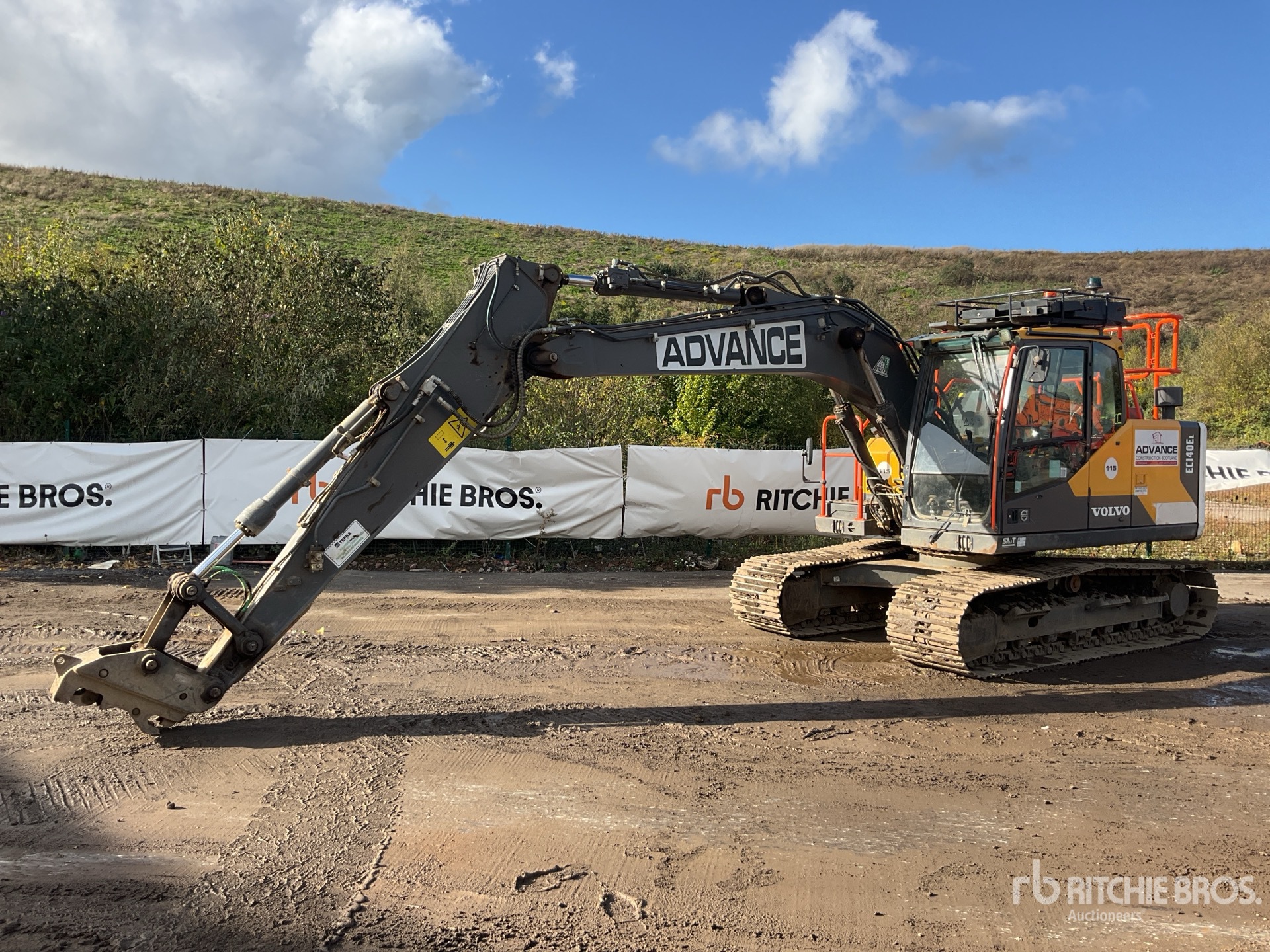 2022 Volvo EC140EL