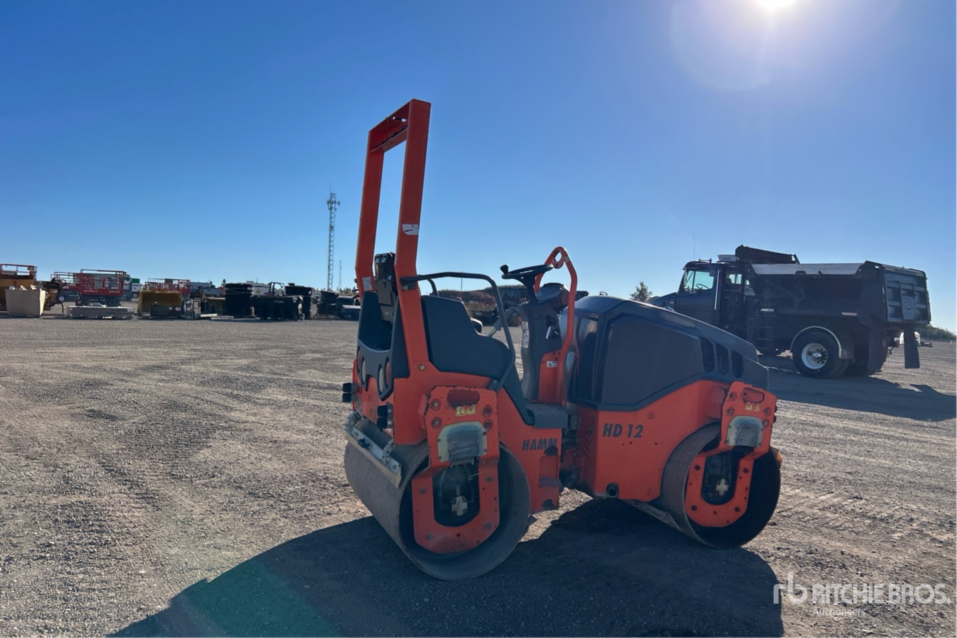 2013 Hamm HD120VV