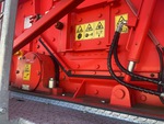 Feeder with Rama komory