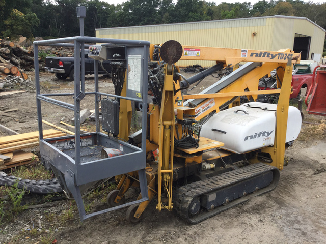 Nifty TD34 TDAC Crawler Articulating Boom Lift Nifty TD34 TDAC Crawler Articulating Boom Lift