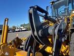 Chassis with Tilt Linkage